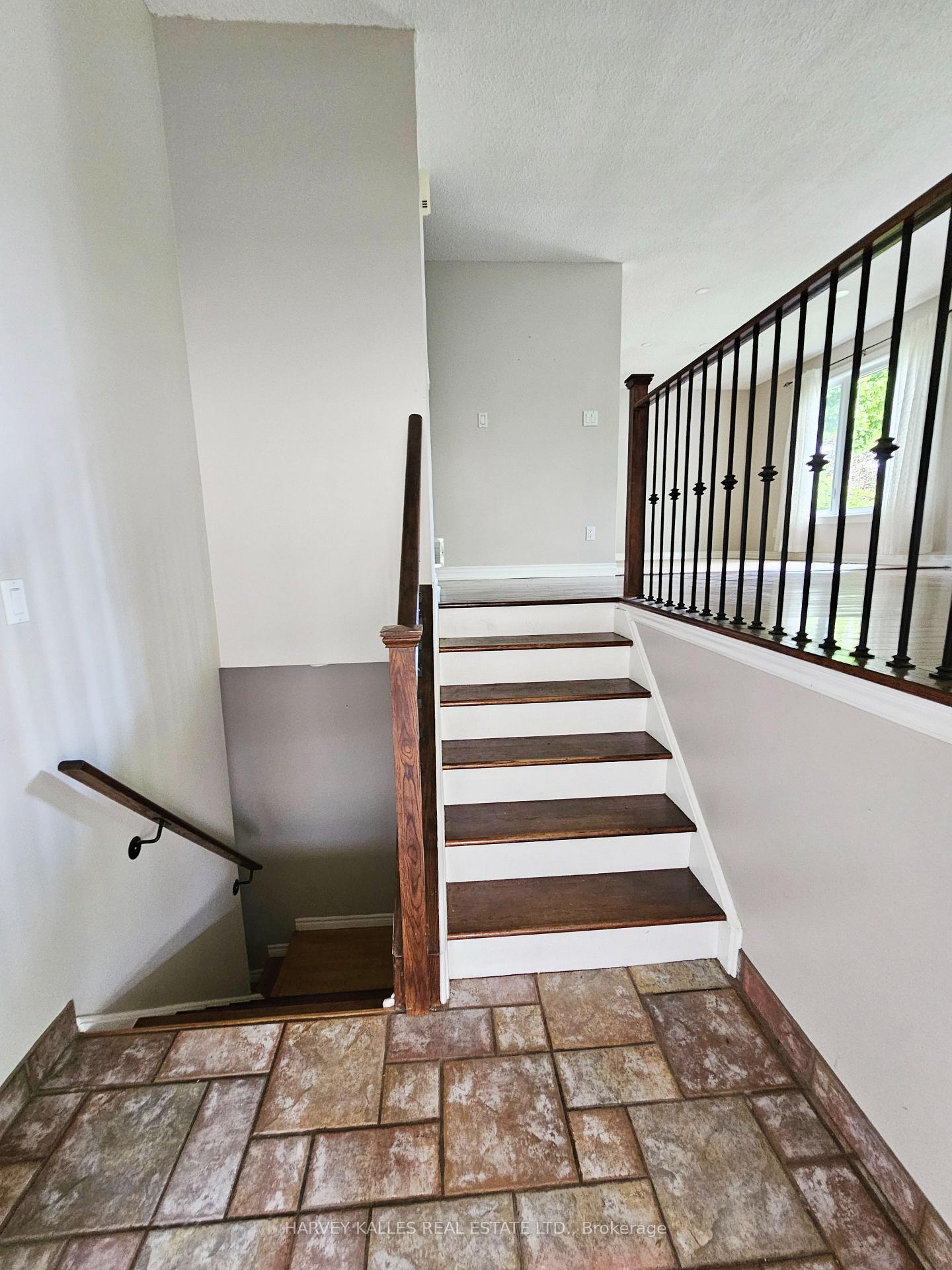 Photo 9 of 8 Pilkington Crescent, Whitby, Pringle Creek — HOMEH
