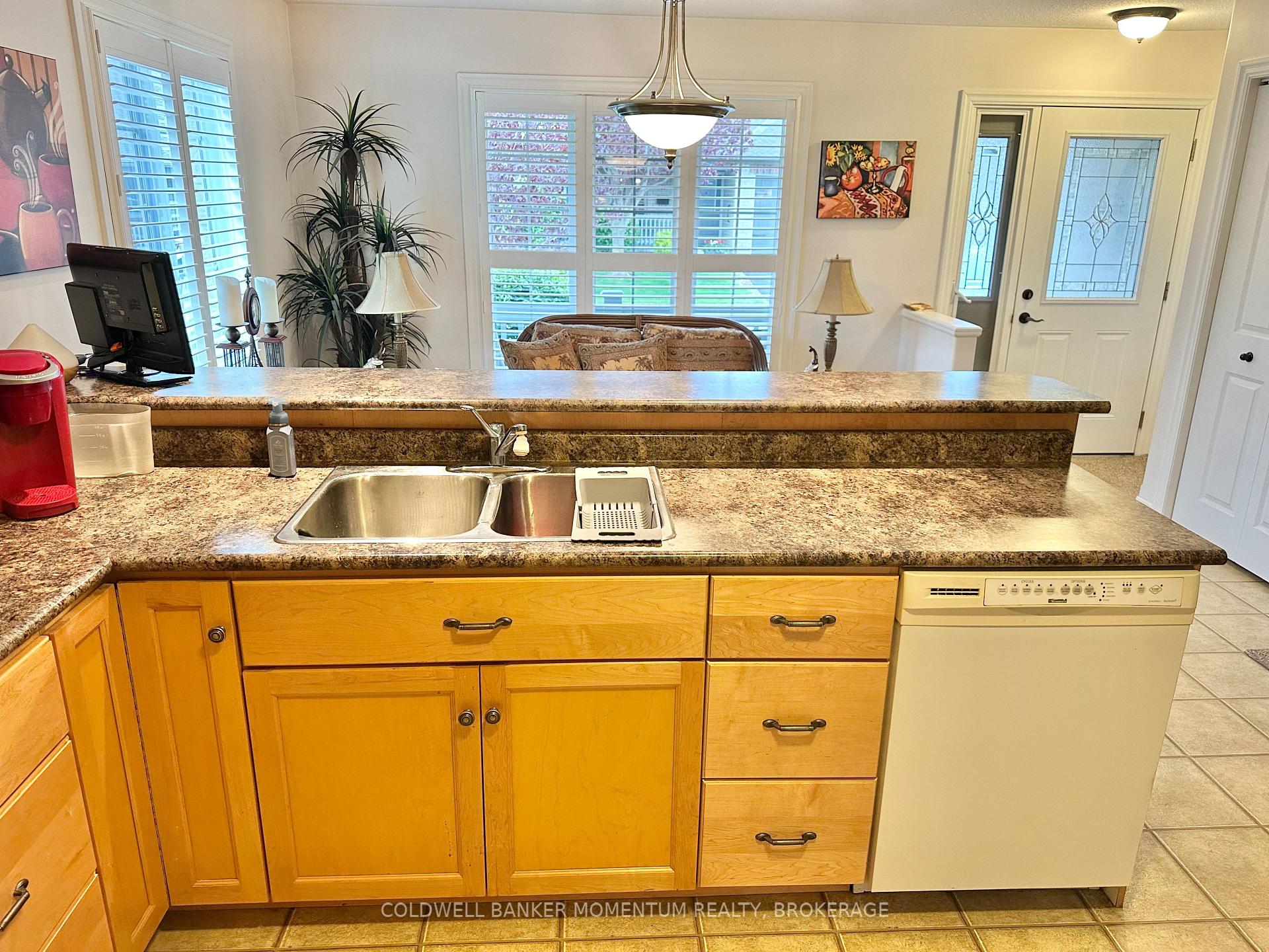 Photo 9 of Unit 4, 409 Queen Street, Norfolk, Simcoe — HOMEH