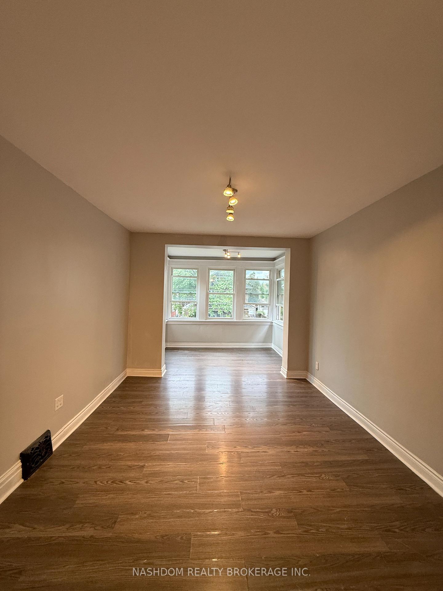 Photo 7 of Unit 2, 21 Gage Avenue S, Hamilton, Crown Point — HOMEH