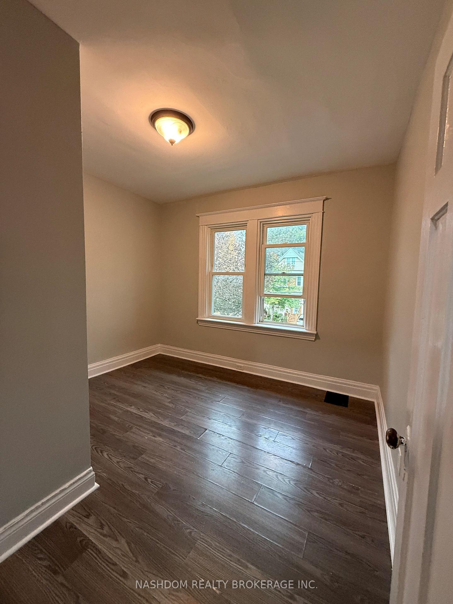 Photo 9 of Unit 2, 21 Gage Avenue S, Hamilton, Crown Point — HOMEH