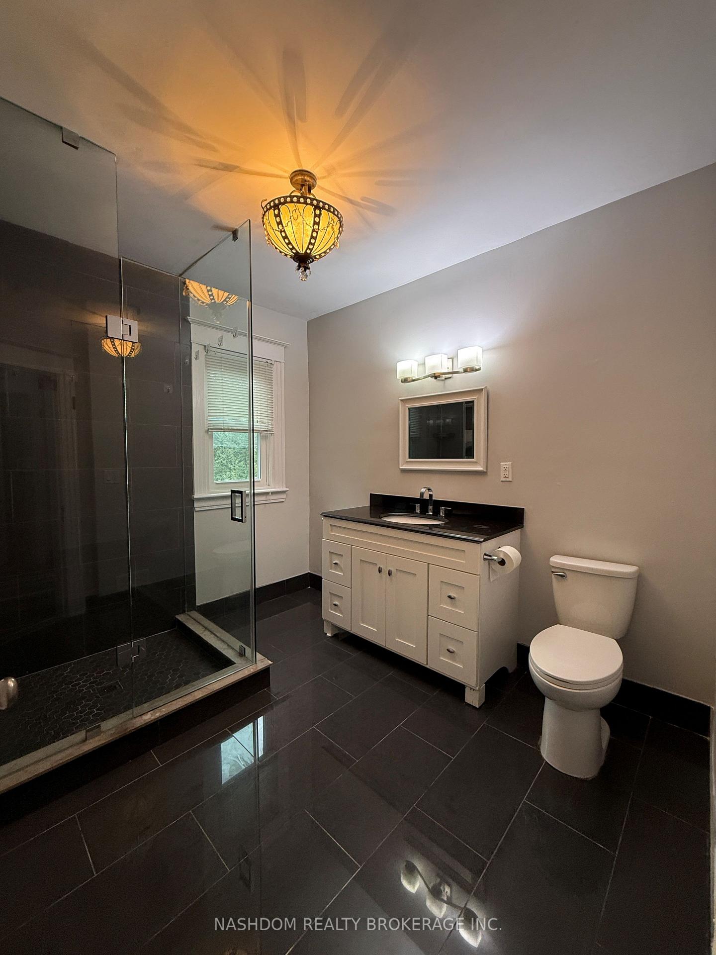 Photo 10 of Unit 2, 21 Gage Avenue S, Hamilton, Crown Point — HOMEH