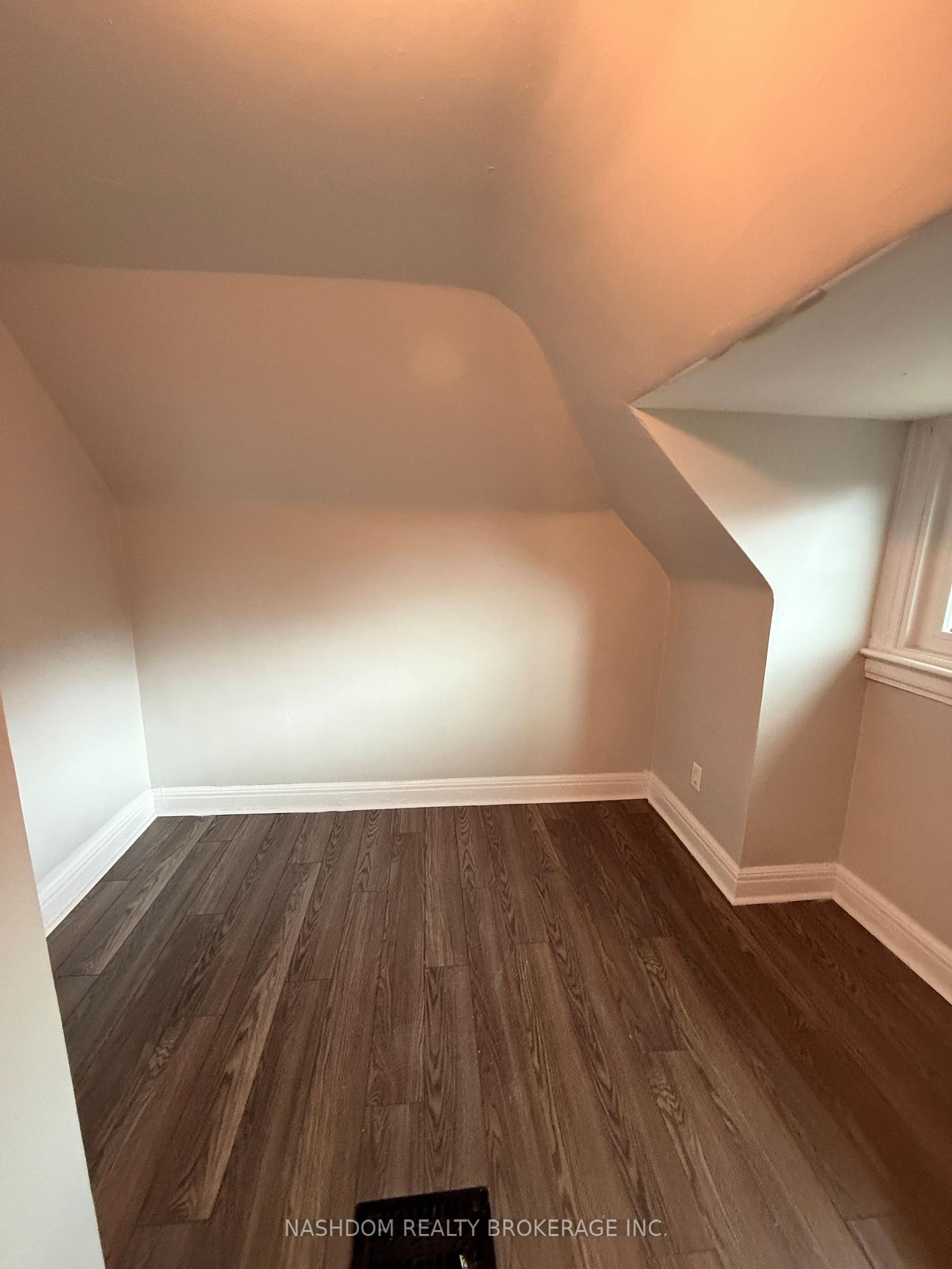 Photo 13 of Unit 2, 21 Gage Avenue S, Hamilton, Crown Point — HOMEH