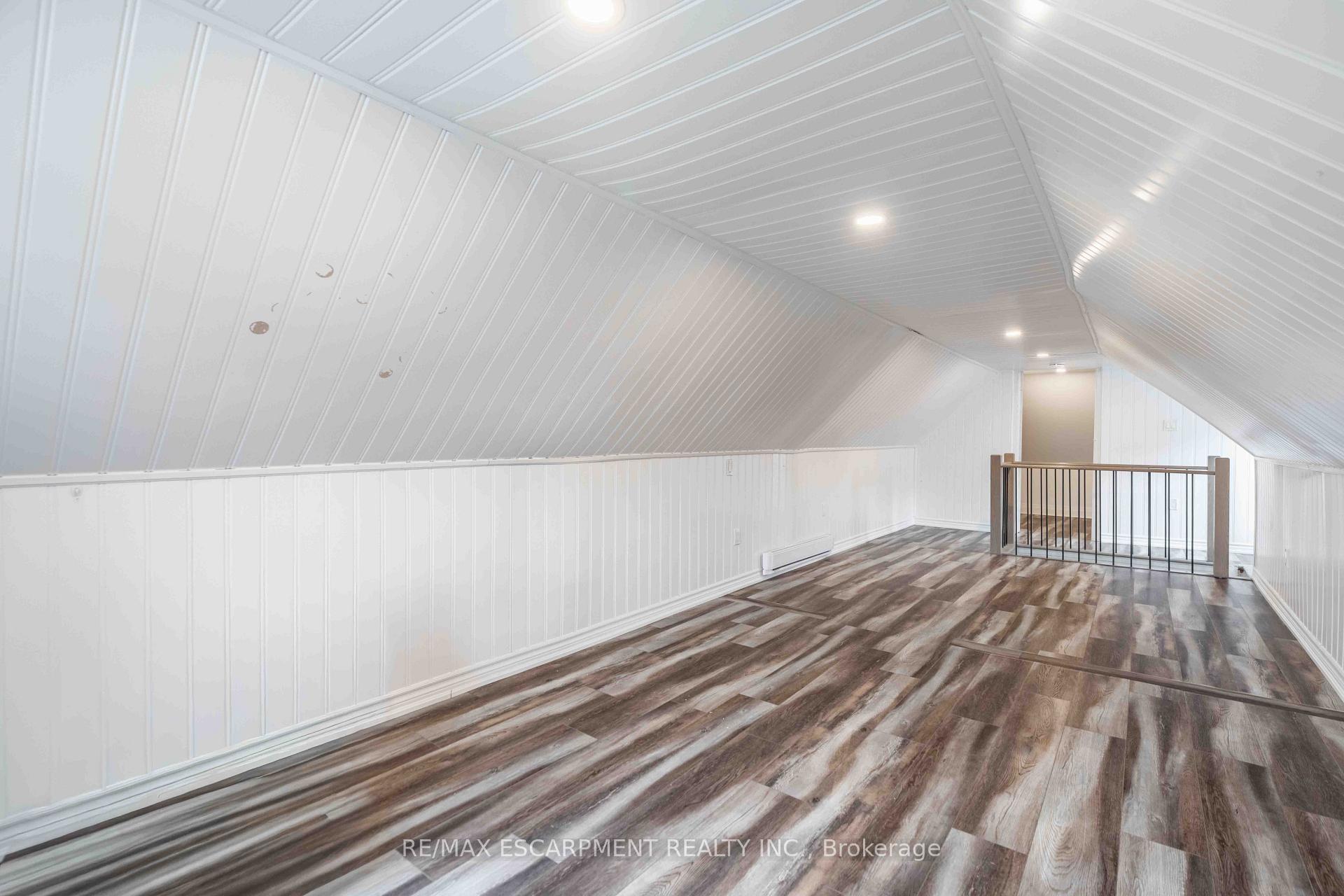 Photo 18 of 58 St. Matthews Avenue, Hamilton, Beasley — HOMEH