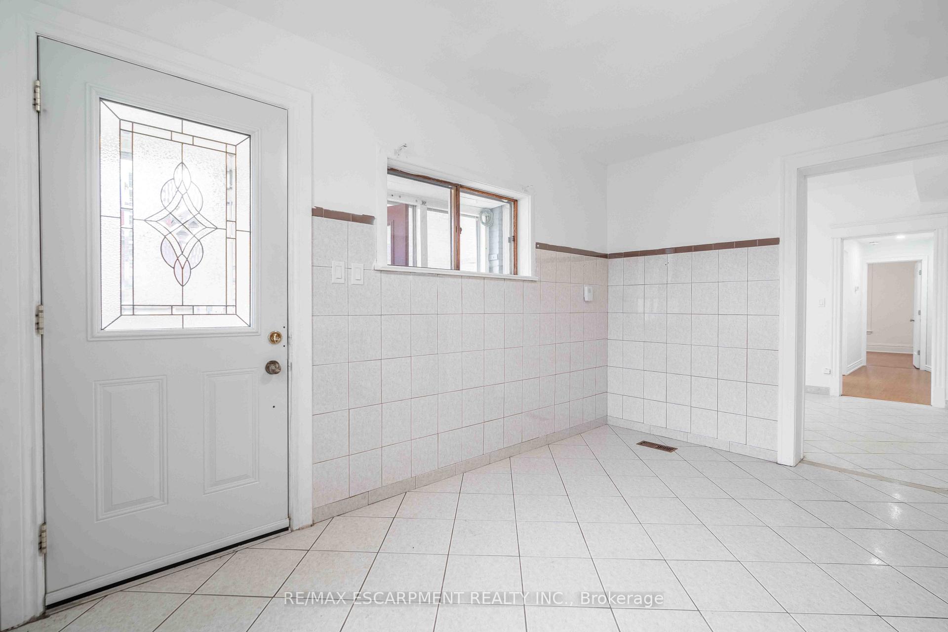 Photo 25 of 58 St. Matthews Avenue, Hamilton, Beasley — HOMEH