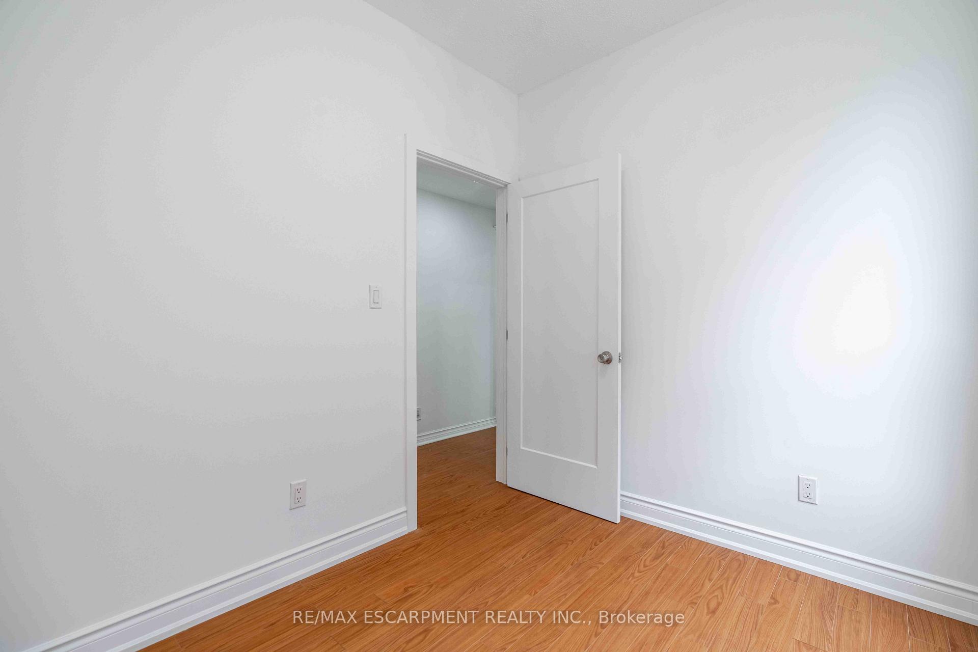 Photo 32 of 58 St. Matthews Avenue, Hamilton, Beasley — HOMEH