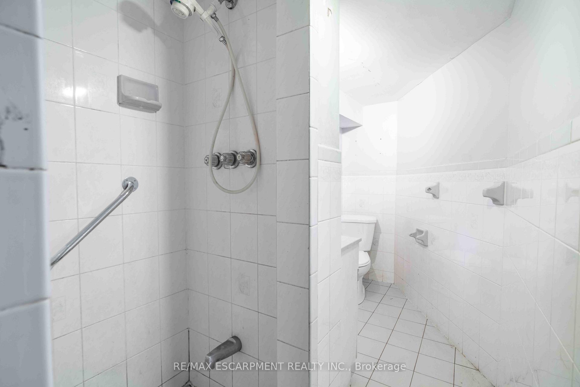 Photo 40 of 58 St. Matthews Avenue, Hamilton, Beasley — HOMEH