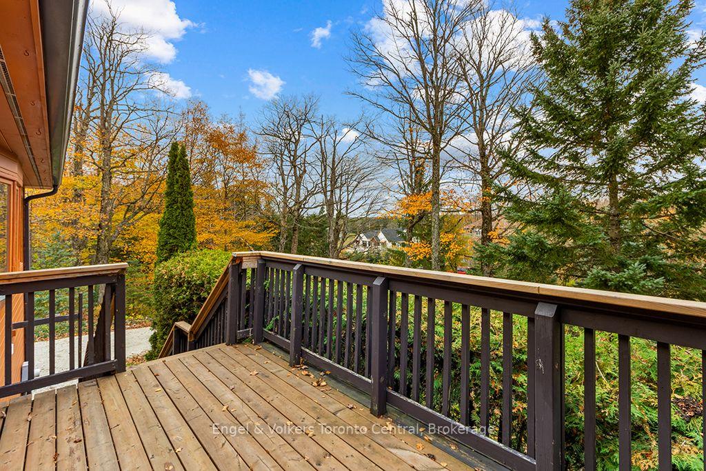 Photo of 569263 Sideroad 6 Road
