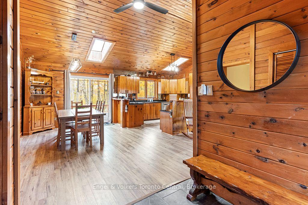 Photo 5 of 569263 Sideroad 6 Road, Blue Mountains — HOMEH