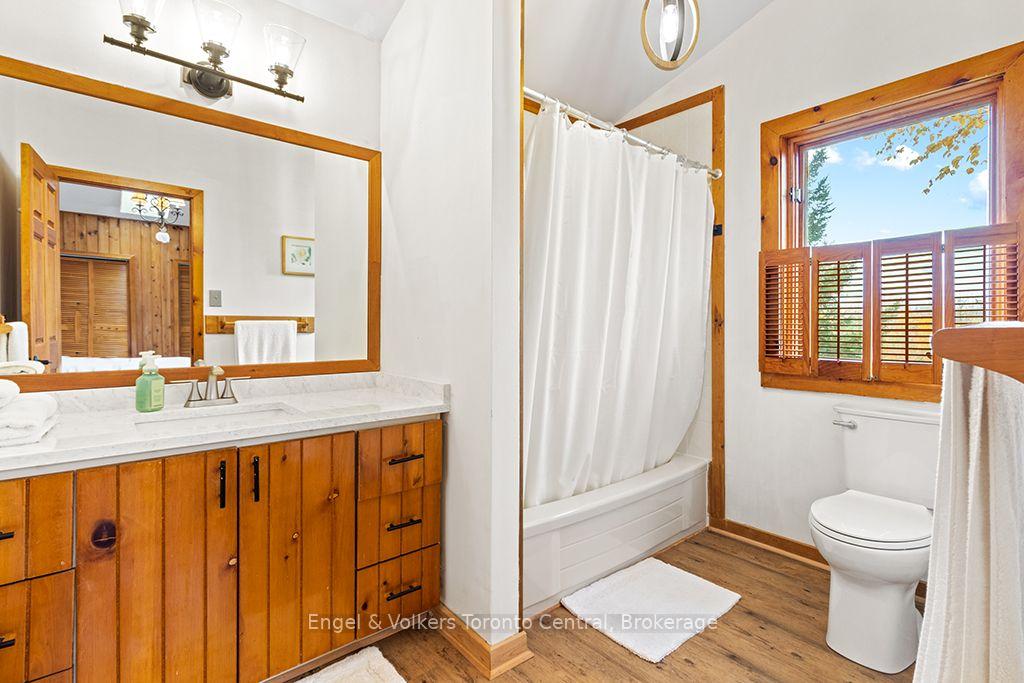Photo 25 of 569263 Sideroad 6 Road, Blue Mountains — HOMEH