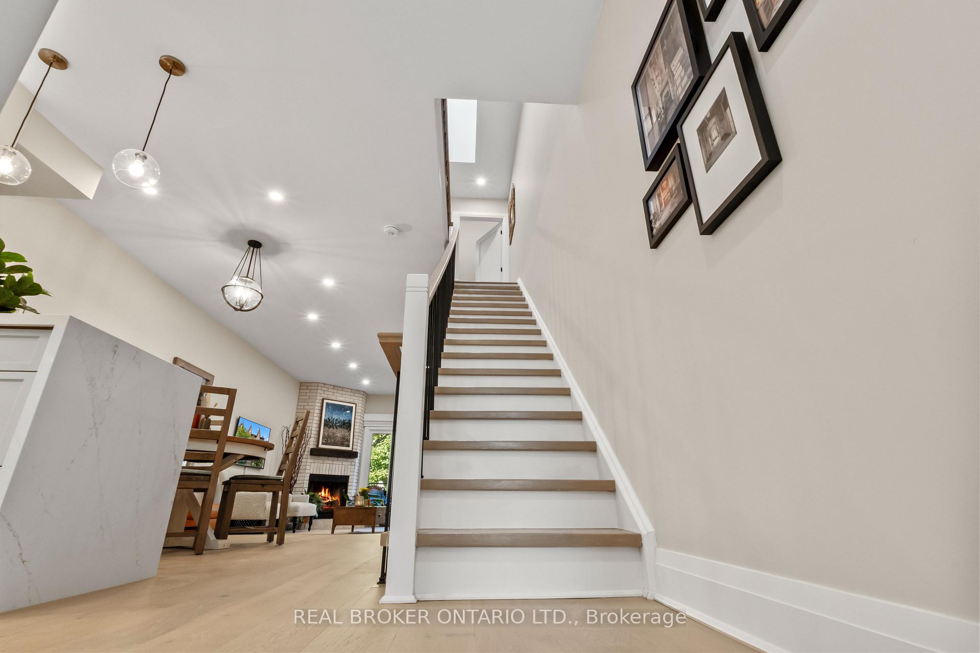 Photo 28 of 12 St. James Court, Toronto, Cabbagetown-South St. James Town — HOMEH