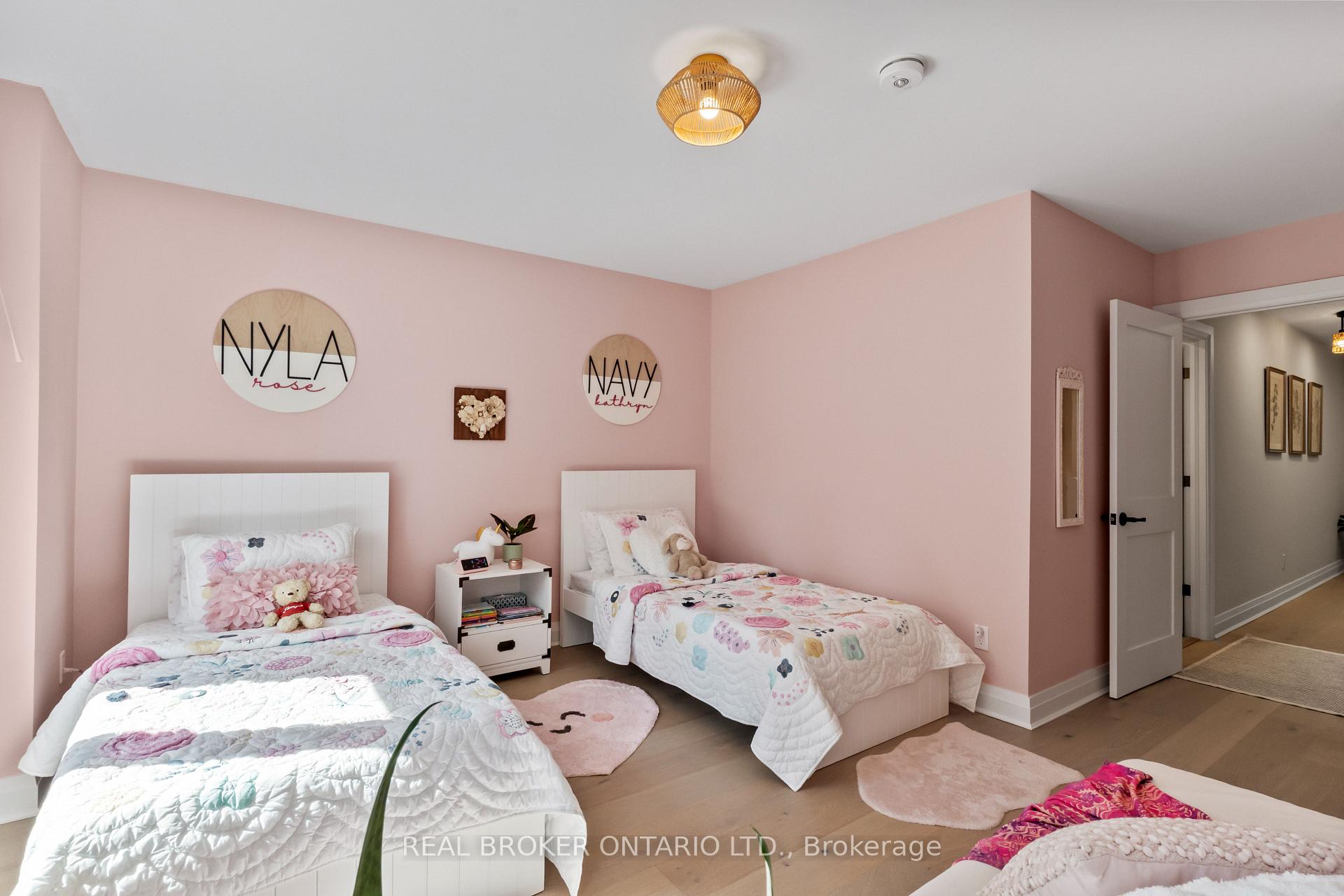 Photo 38 of 12 St. James Court, Toronto, Cabbagetown-South St. James Town — HOMEH