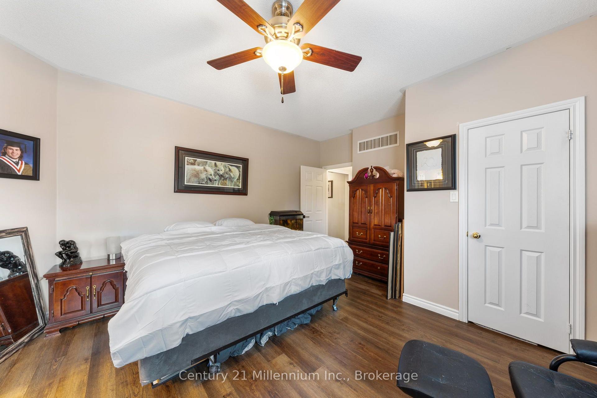 Photo 31 of 23 Butternut Crescent, Wasaga Beach — HOMEH