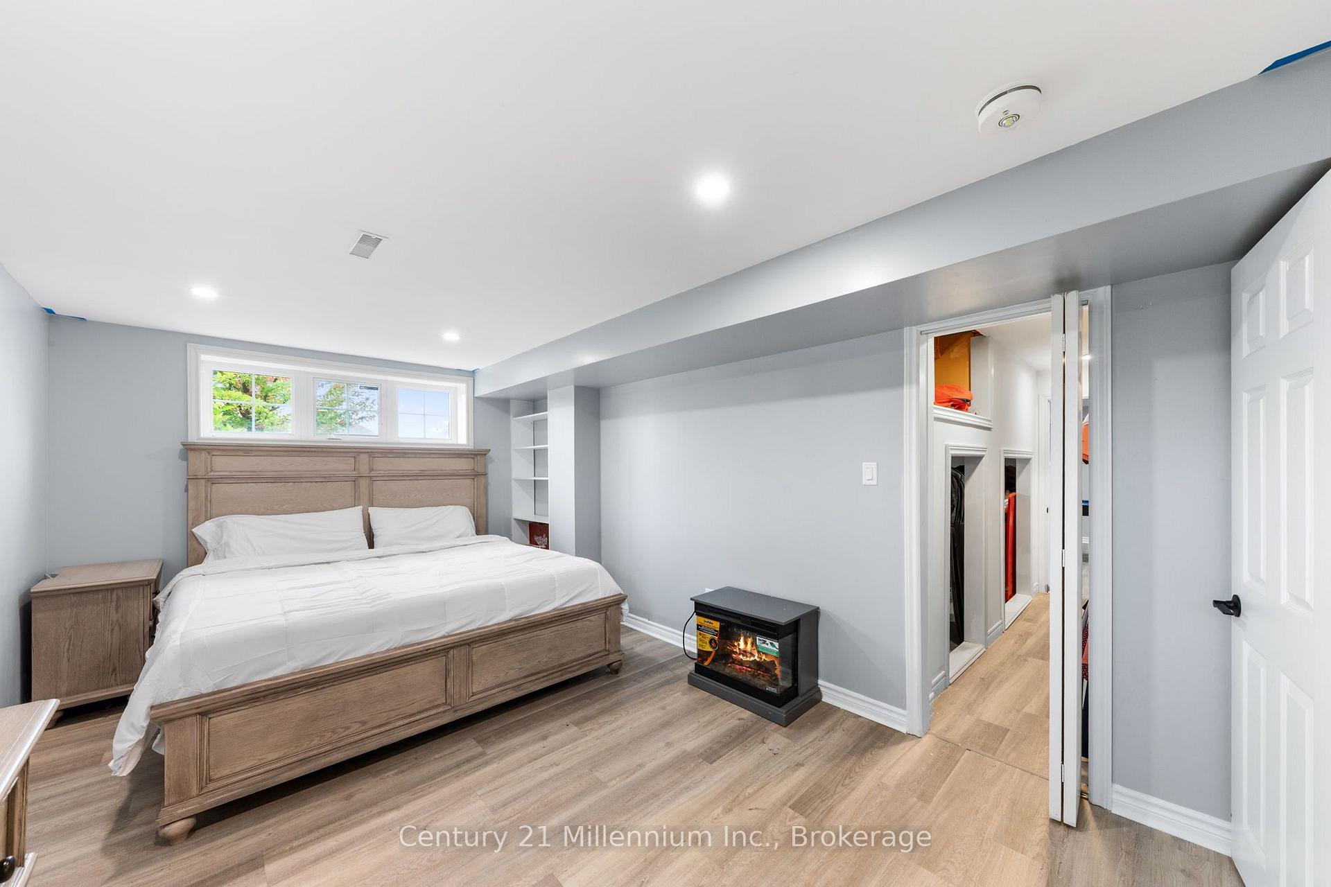 Photo 47 of 23 Butternut Crescent, Wasaga Beach — HOMEH