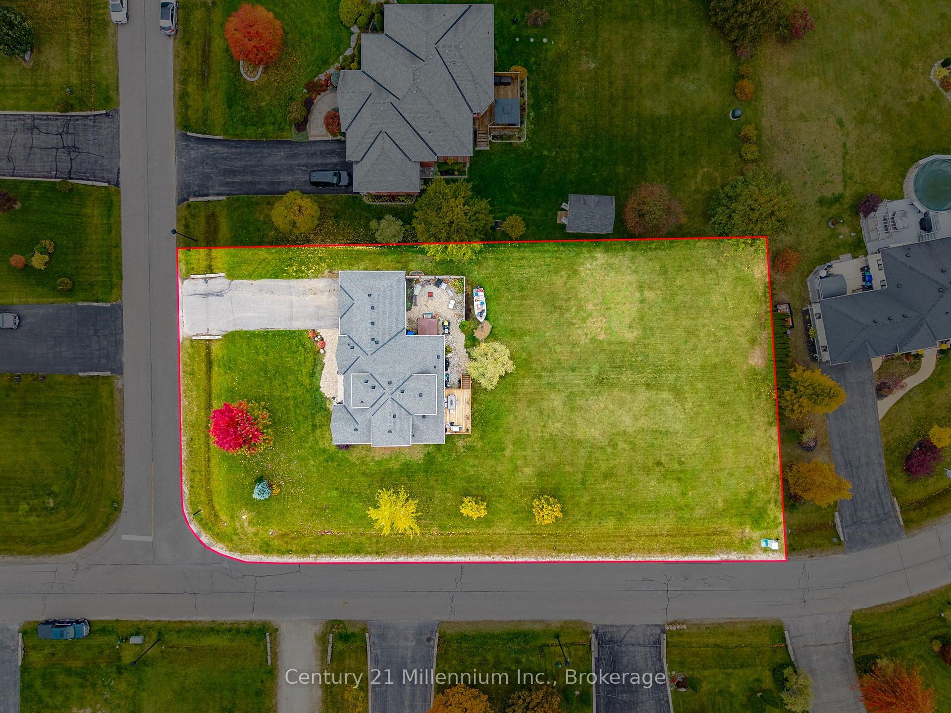 Photo 51 of 23 Butternut Crescent, Wasaga Beach — HOMEH