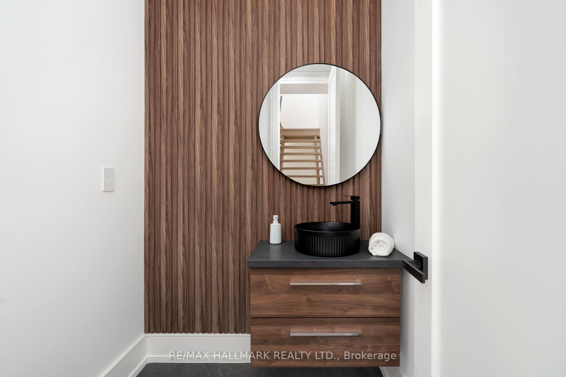 Photo 4 of 104 Yardley Avenue, Toronto, O'Connor-Parkview — HOMEH