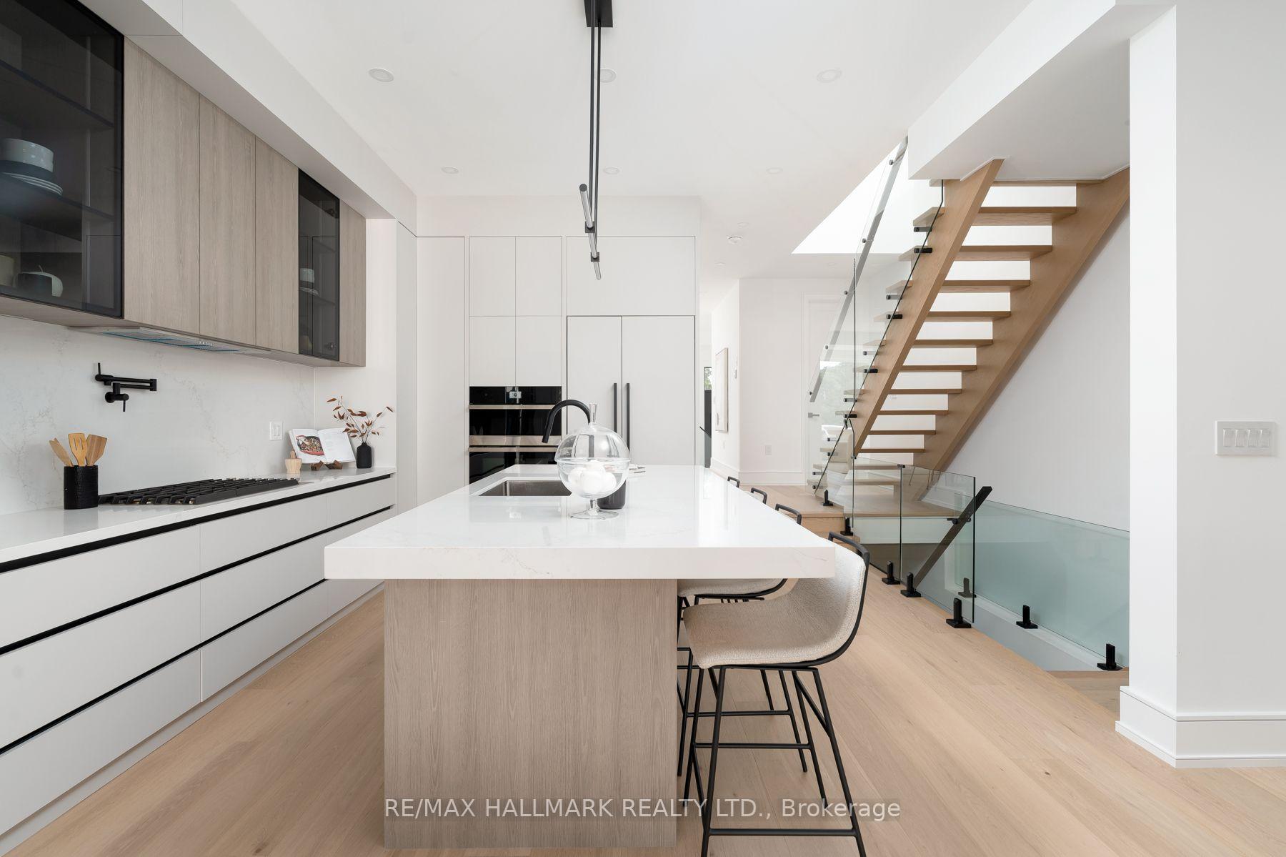 Photo 18 of 104 Yardley Avenue, Toronto, O'Connor-Parkview — HOMEH