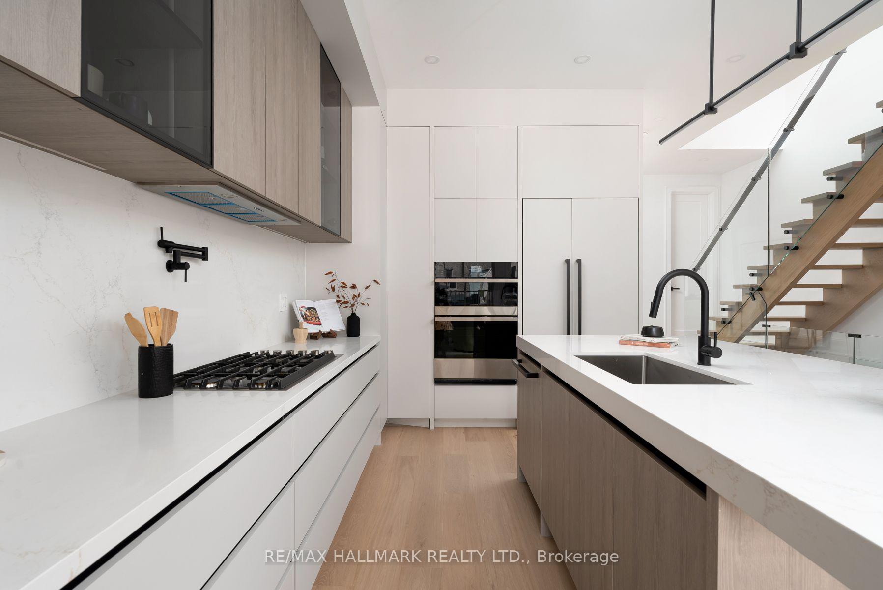 Photo 20 of 104 Yardley Avenue, Toronto, O'Connor-Parkview — HOMEH