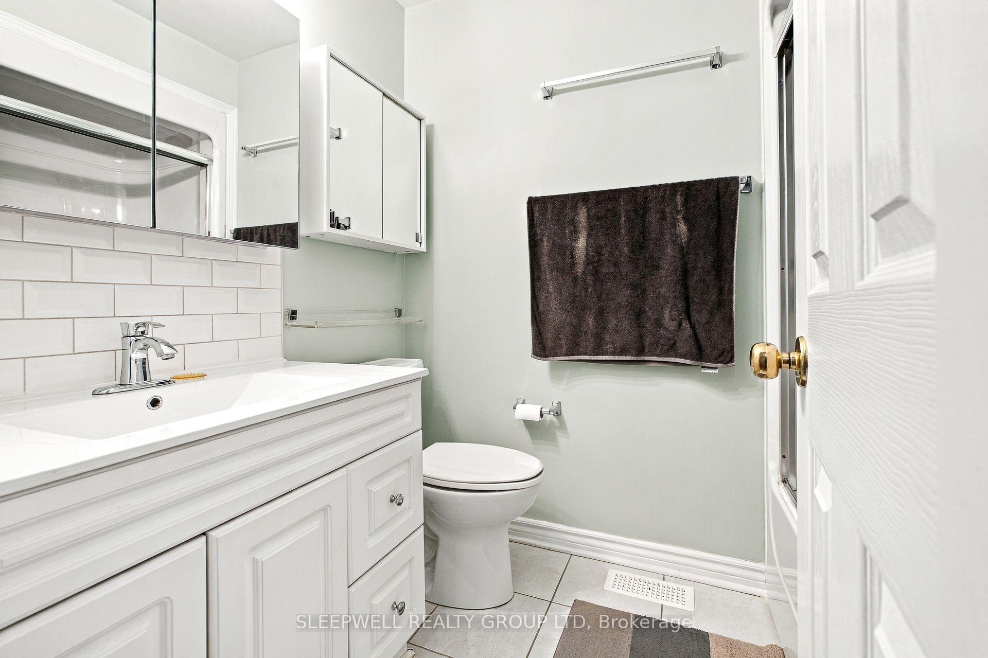 Photo 17 of 12 Maclean Street, Ottawa, West Centre Town — HOMEH