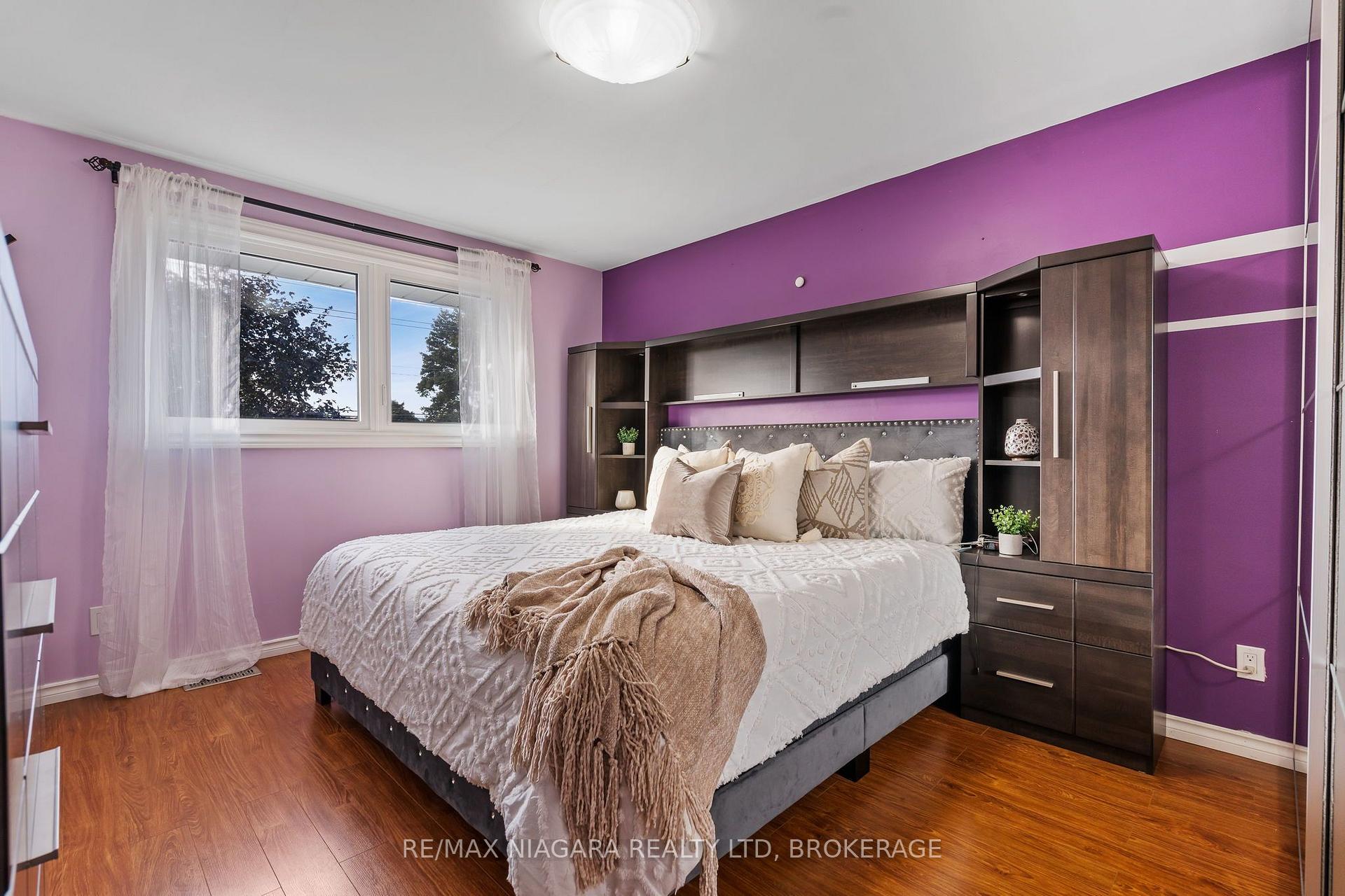 Photo 23 of 31 Jessica Drive, St. Catharines, Vine/Linwell — HOMEH