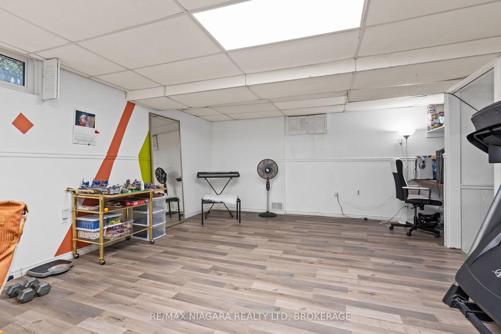 Photo 27 of 31 Jessica Drive, St. Catharines, Vine/Linwell — HOMEH