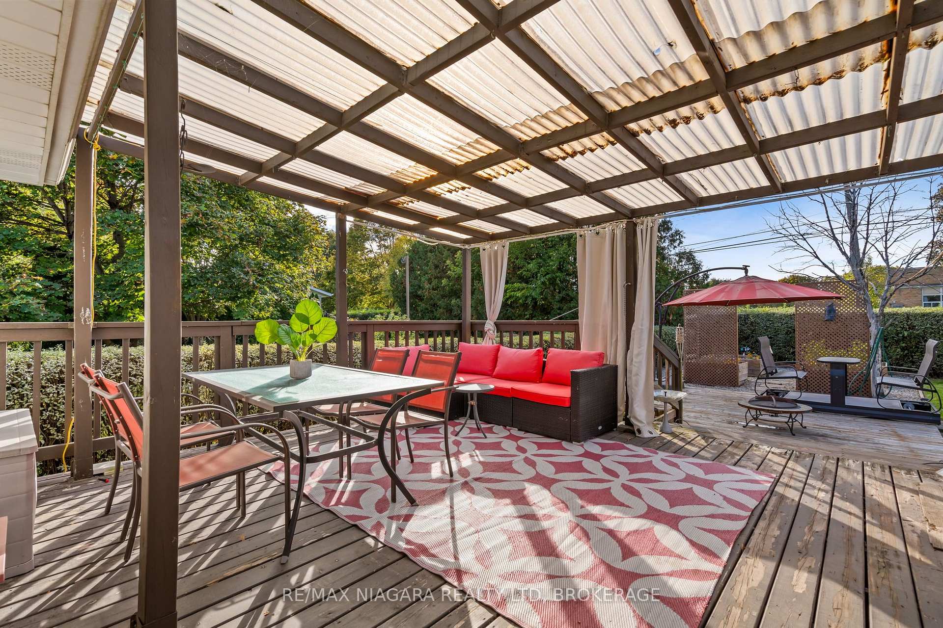Photo 35 of 31 Jessica Drive, St. Catharines, Vine/Linwell — HOMEH