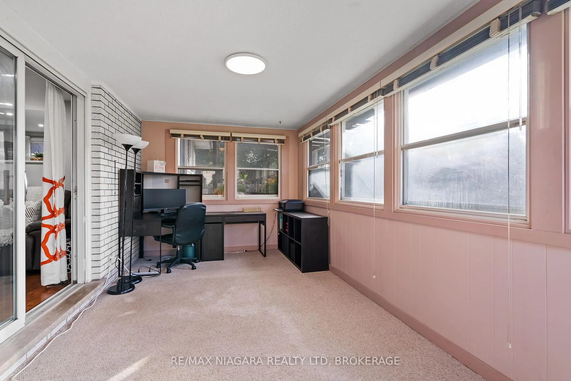 Photo 19 of 31 Jessica Drive, St. Catharines, Vine/Linwell — HOMEH