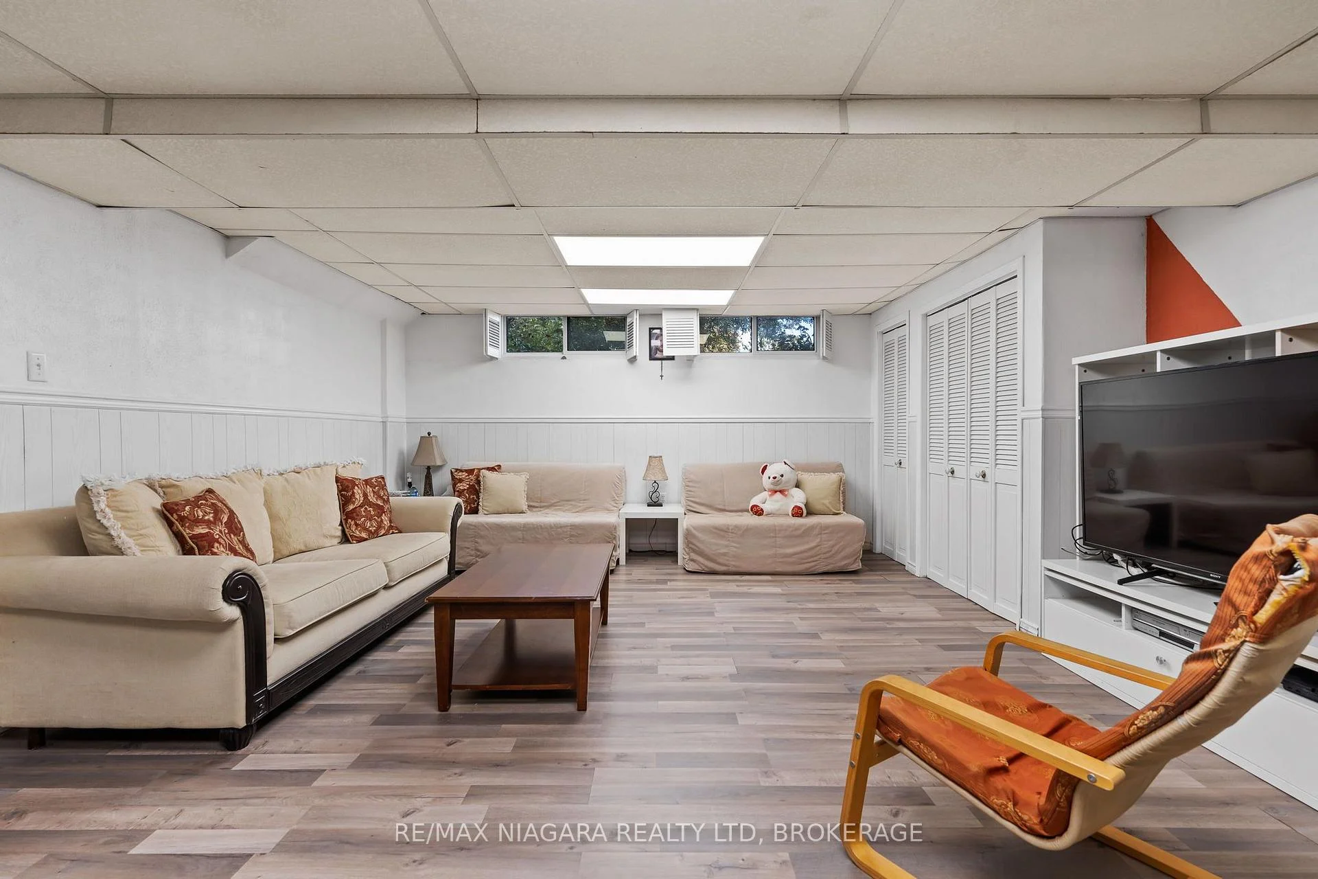 Photo 28 of 31 Jessica Drive, St. Catharines, Vine/Linwell — HOMEH