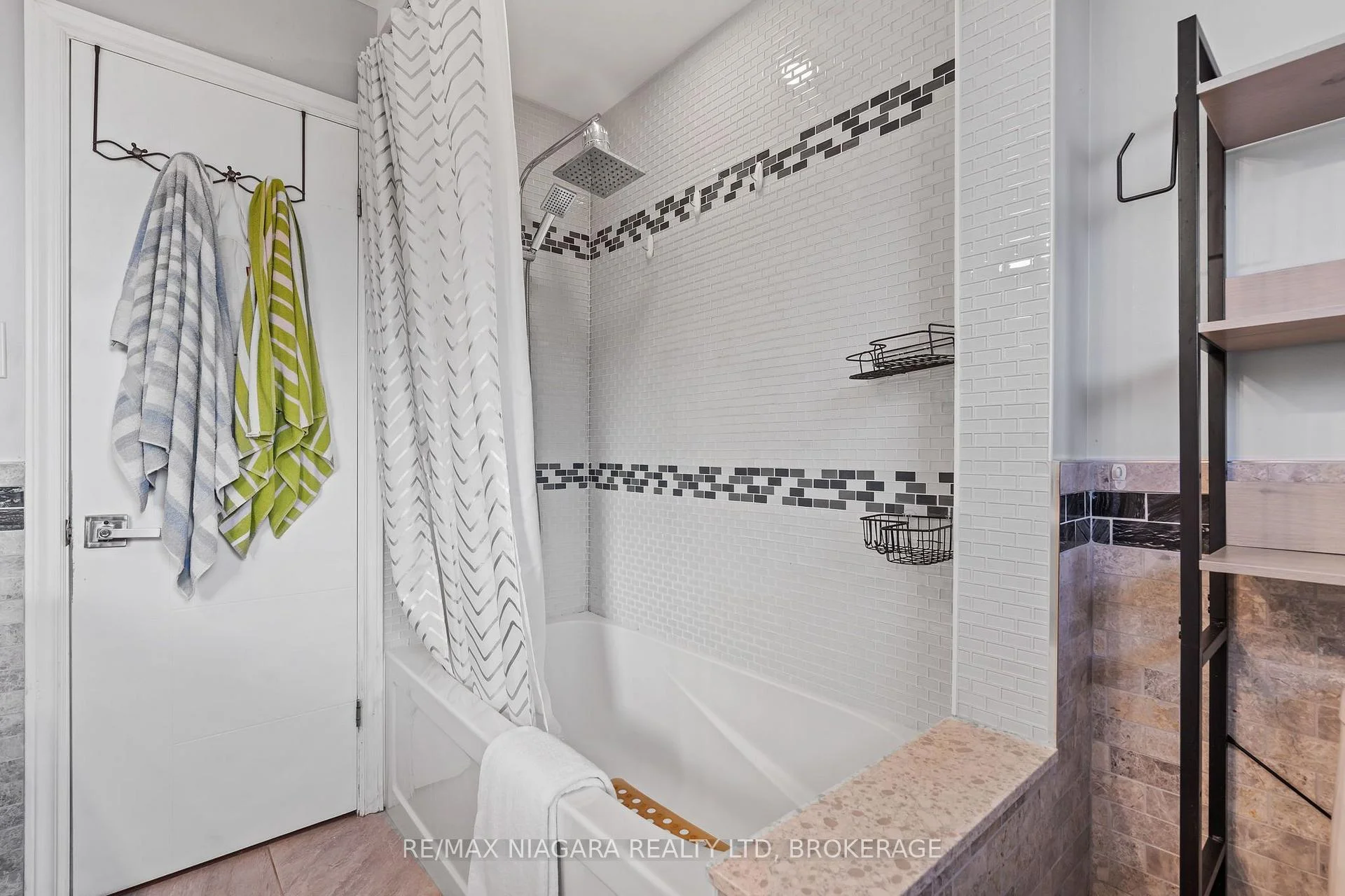 Photo 31 of 31 Jessica Drive, St. Catharines, Vine/Linwell — HOMEH