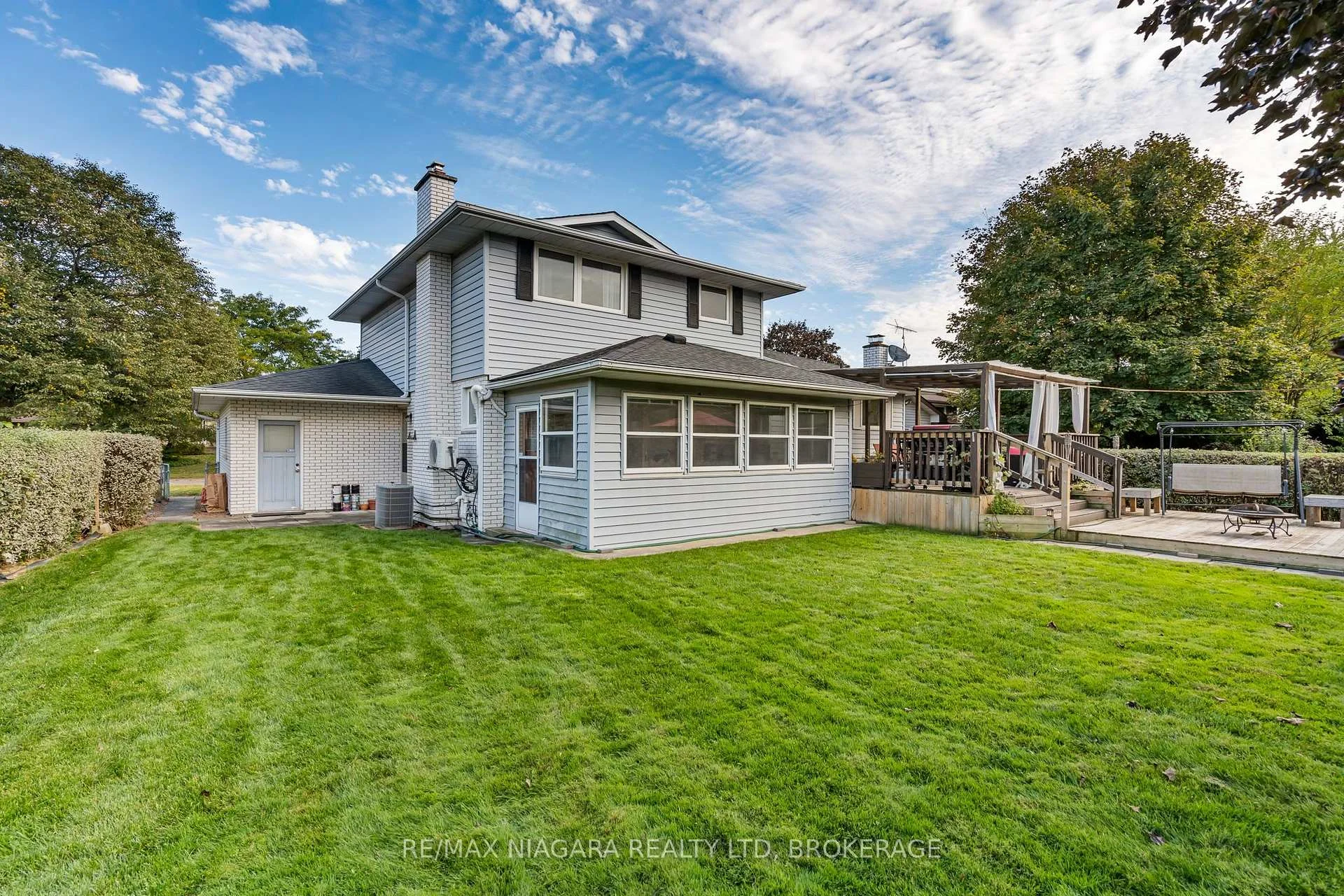 Photo 40 of 31 Jessica Drive, St. Catharines, Vine/Linwell — HOMEH