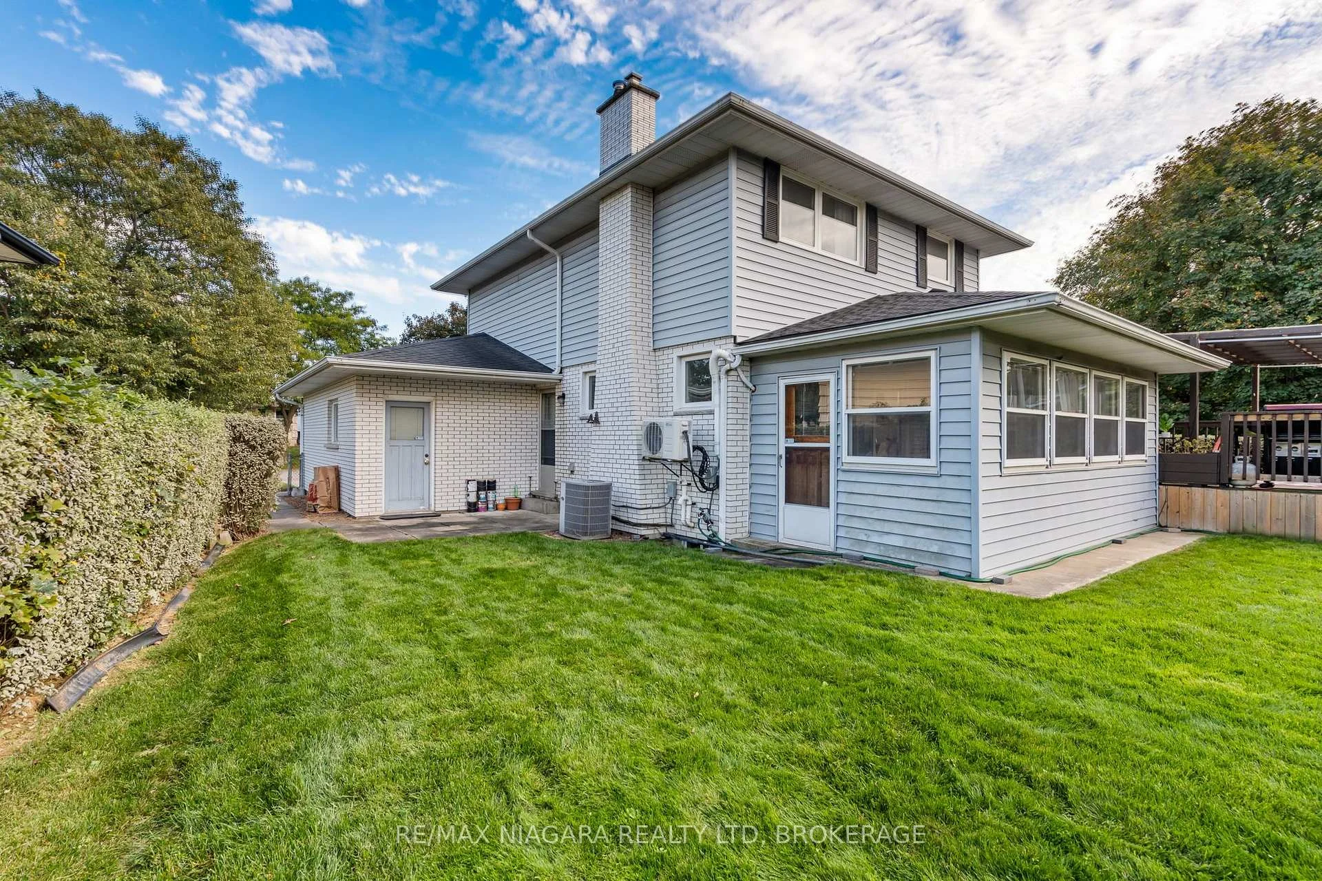 Photo 41 of 31 Jessica Drive, St. Catharines, Vine/Linwell — HOMEH