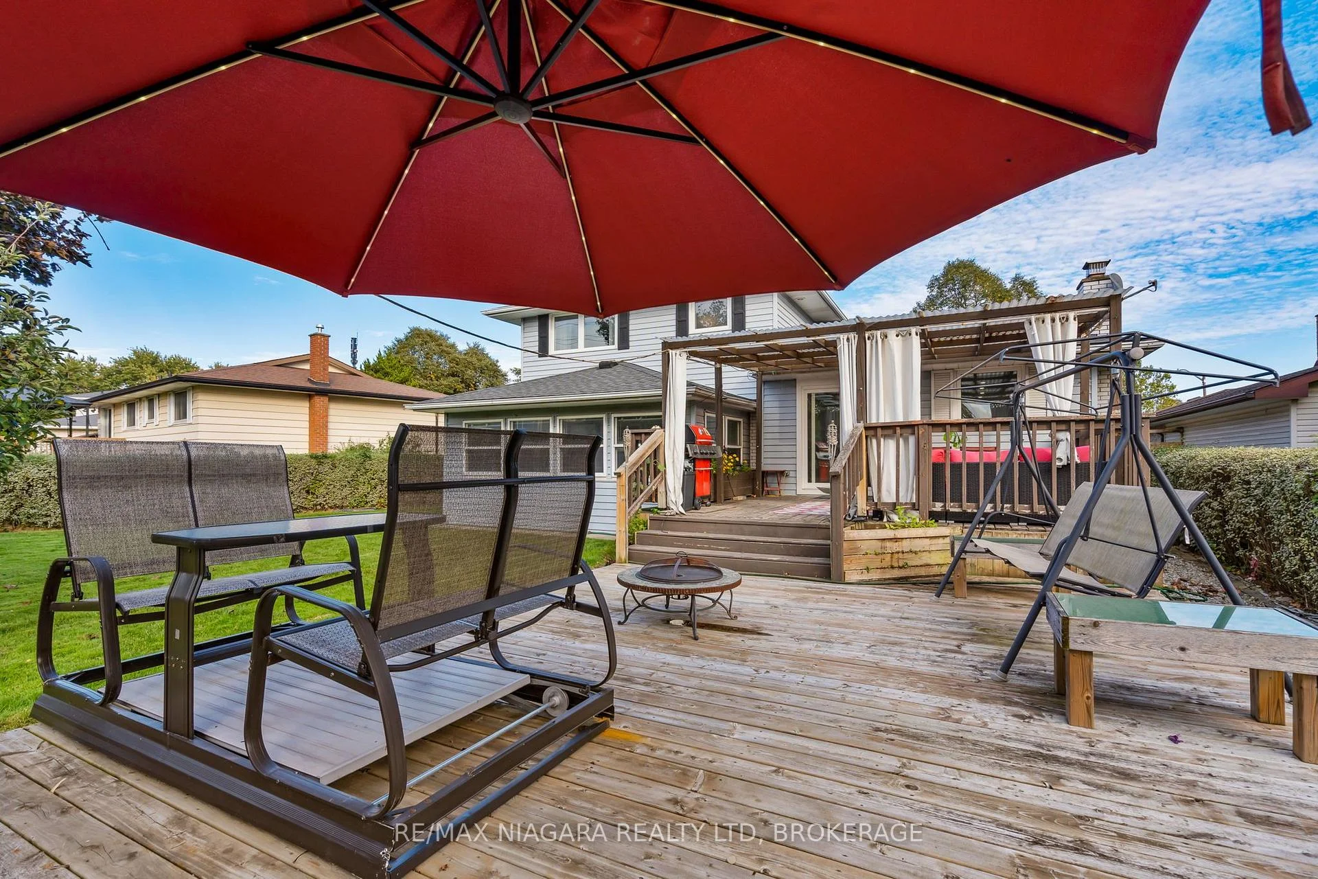 Photo 49 of 31 Jessica Drive, St. Catharines, Vine/Linwell — HOMEH