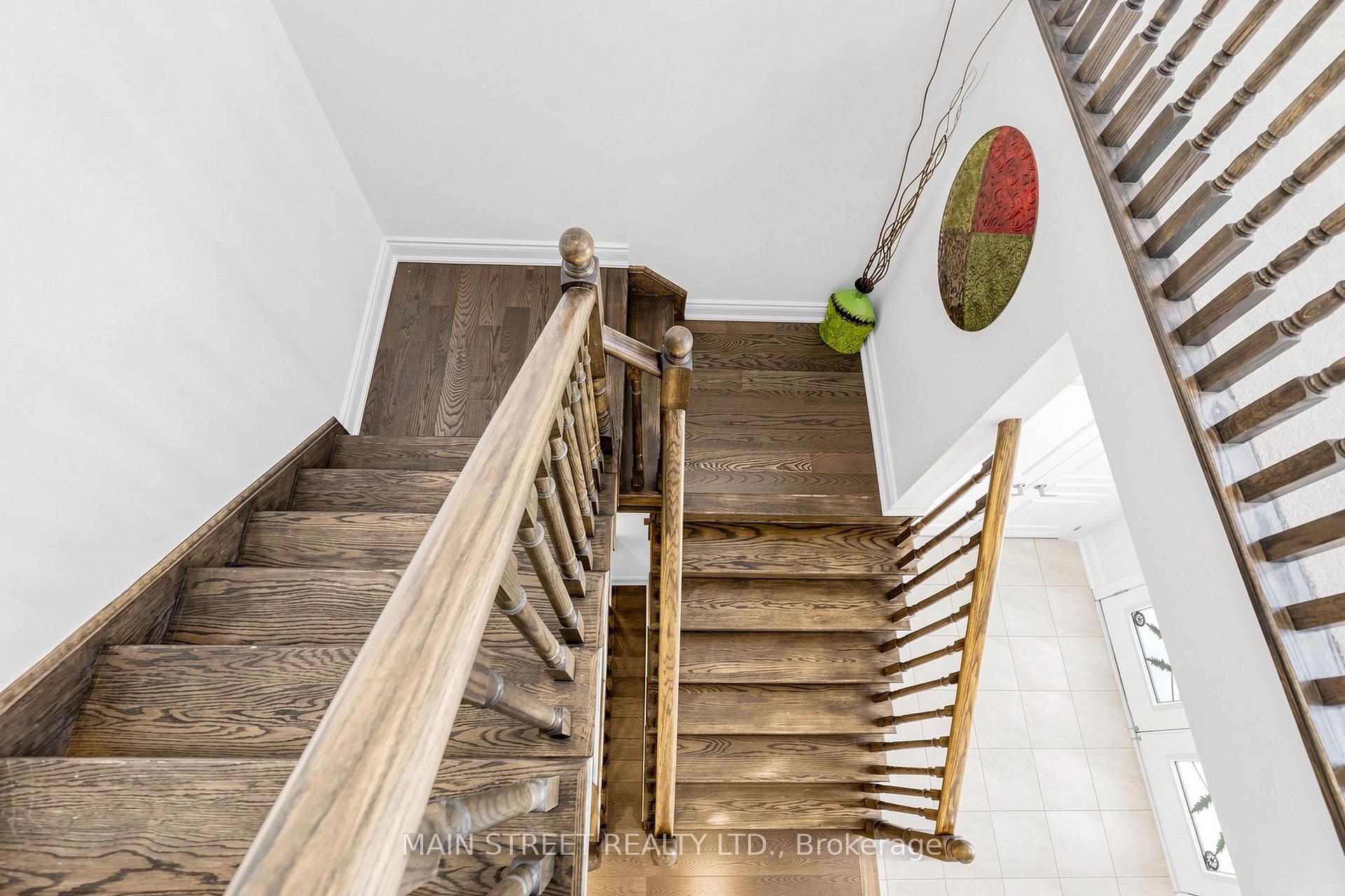 Photo 29 of 11 Robert Baldwin Boulevard, East Gwillimbury, Sharon — HOMEH
