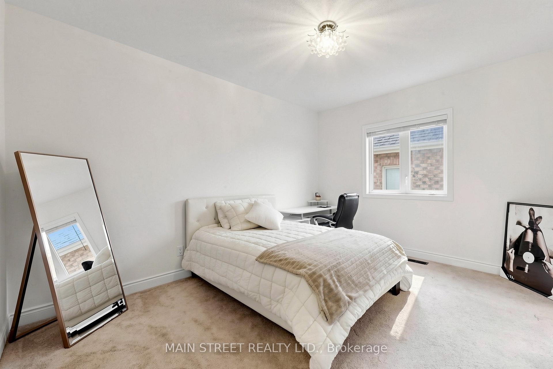 Photo 34 of 11 Robert Baldwin Boulevard, East Gwillimbury, Sharon — HOMEH