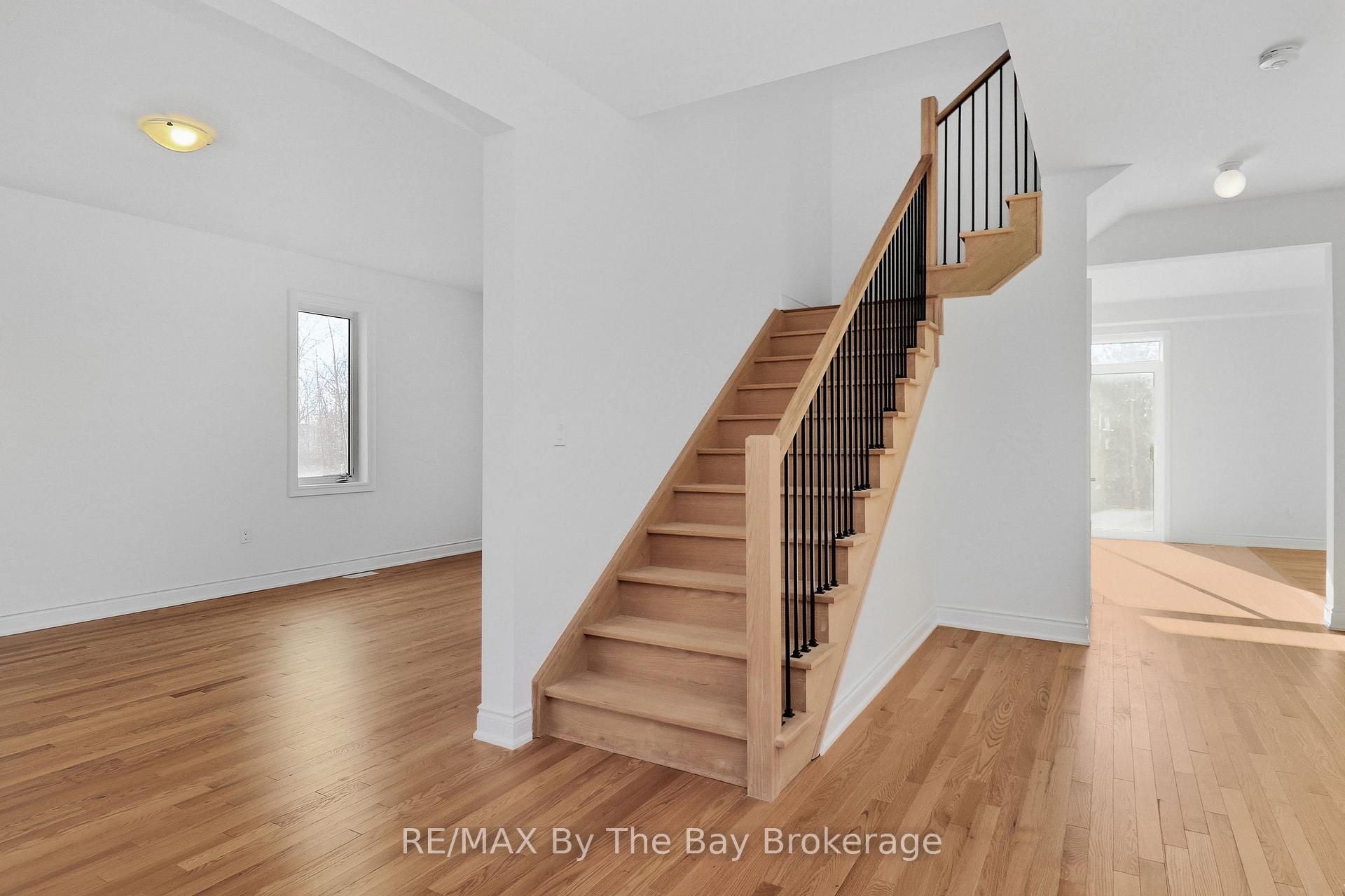 Photo 8 of 50 Amber Drive, Wasaga Beach — HOMEH
