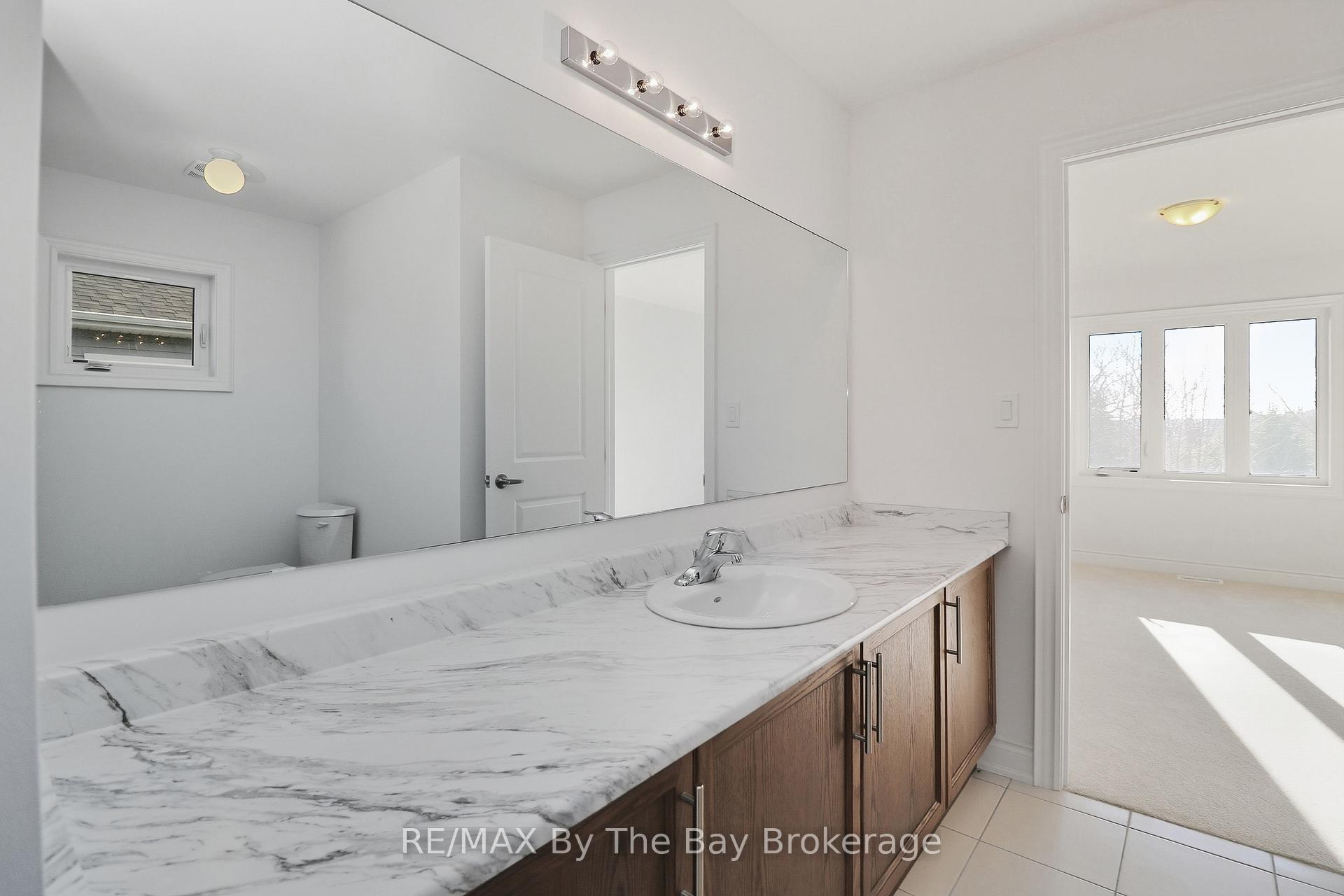 Photo 16 of 50 Amber Drive, Wasaga Beach — HOMEH