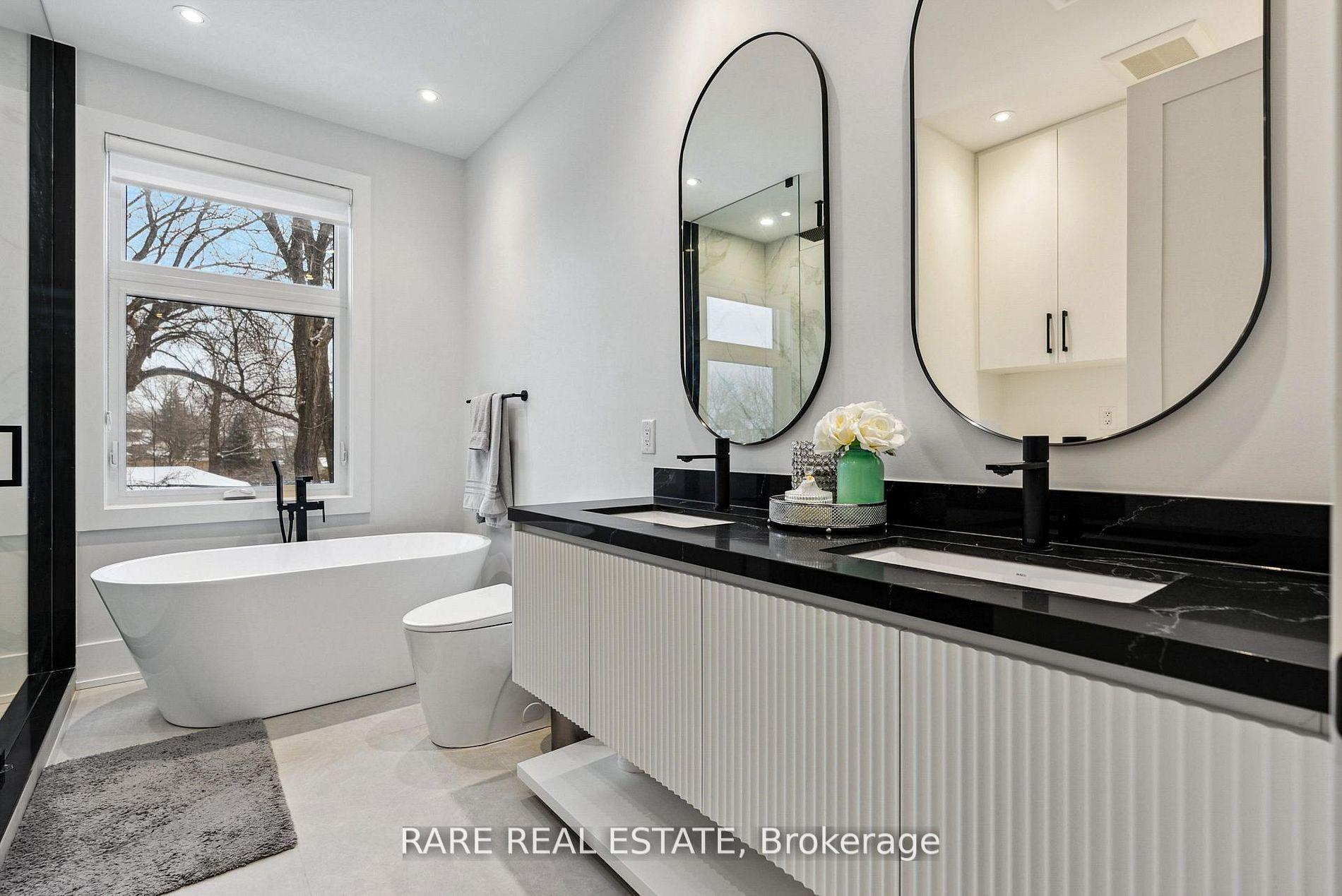 Photo 12 of 21 Twenty Ninth Street, Etobicoke, Long Branch — HOMEH