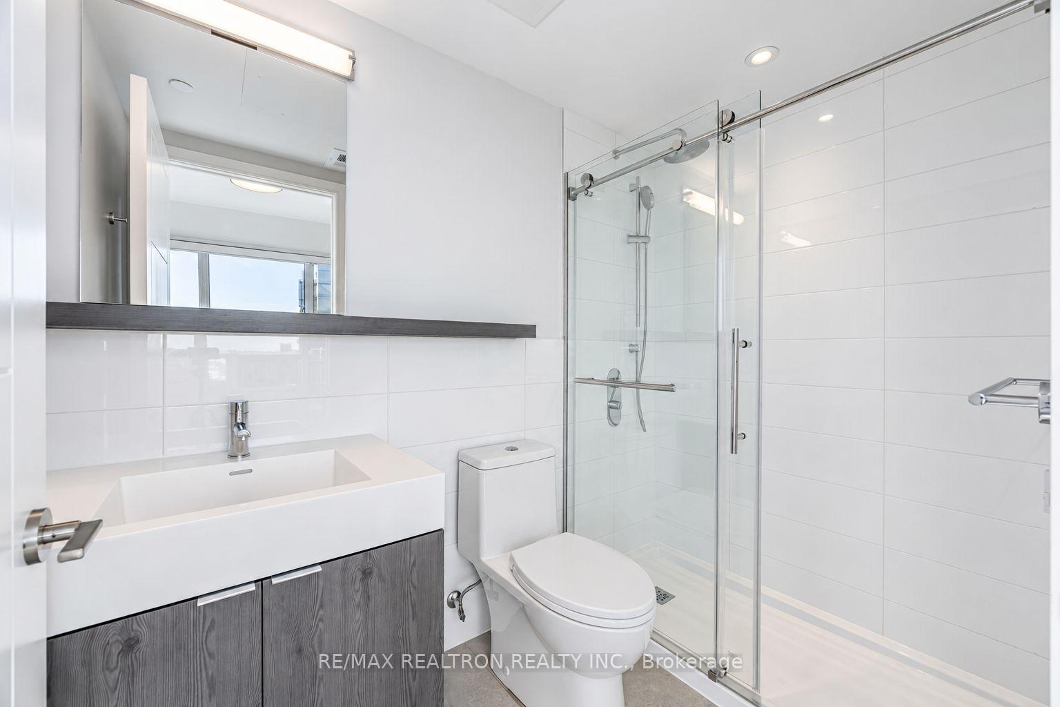 Photo 8 of Unit 804, 2525 Bathurst Street, Toronto, Forest Hill North — HOMEH