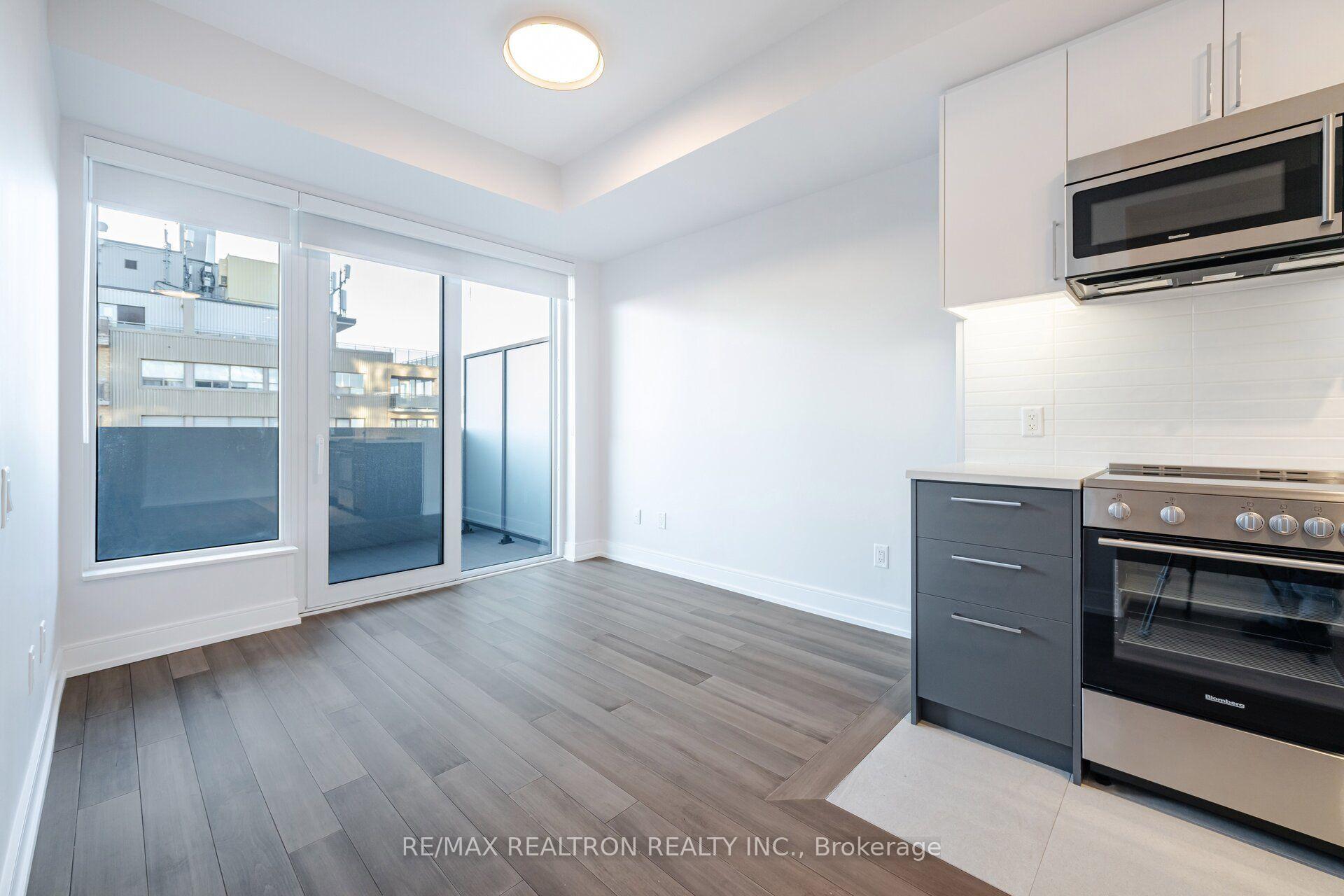 Photo 3 of Unit 1005, 2525 Bathurst Street, Toronto, Forest Hill North — HOMEH