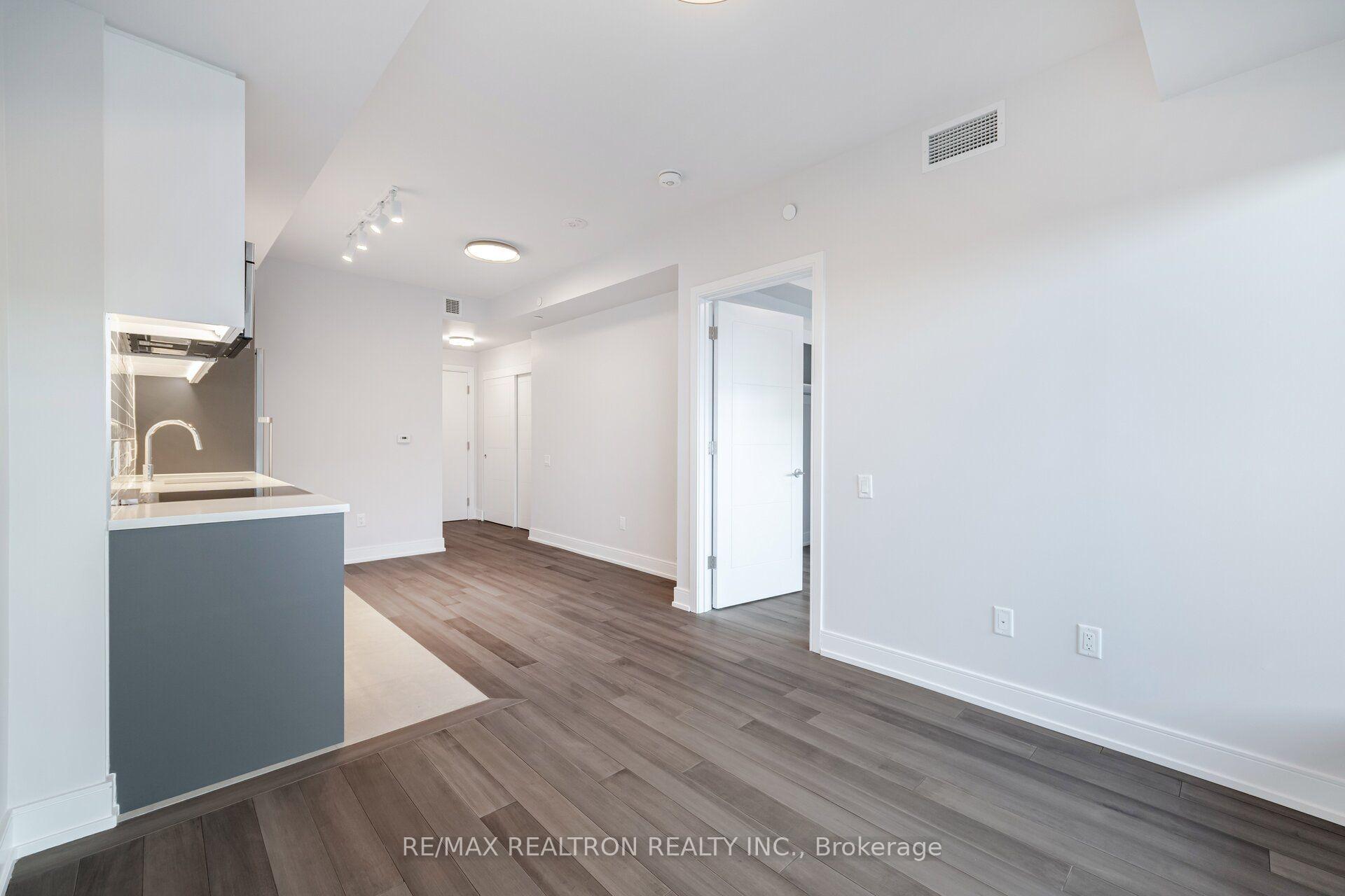 Photo 4 of Unit 1005, 2525 Bathurst Street, Toronto, Forest Hill North — HOMEH