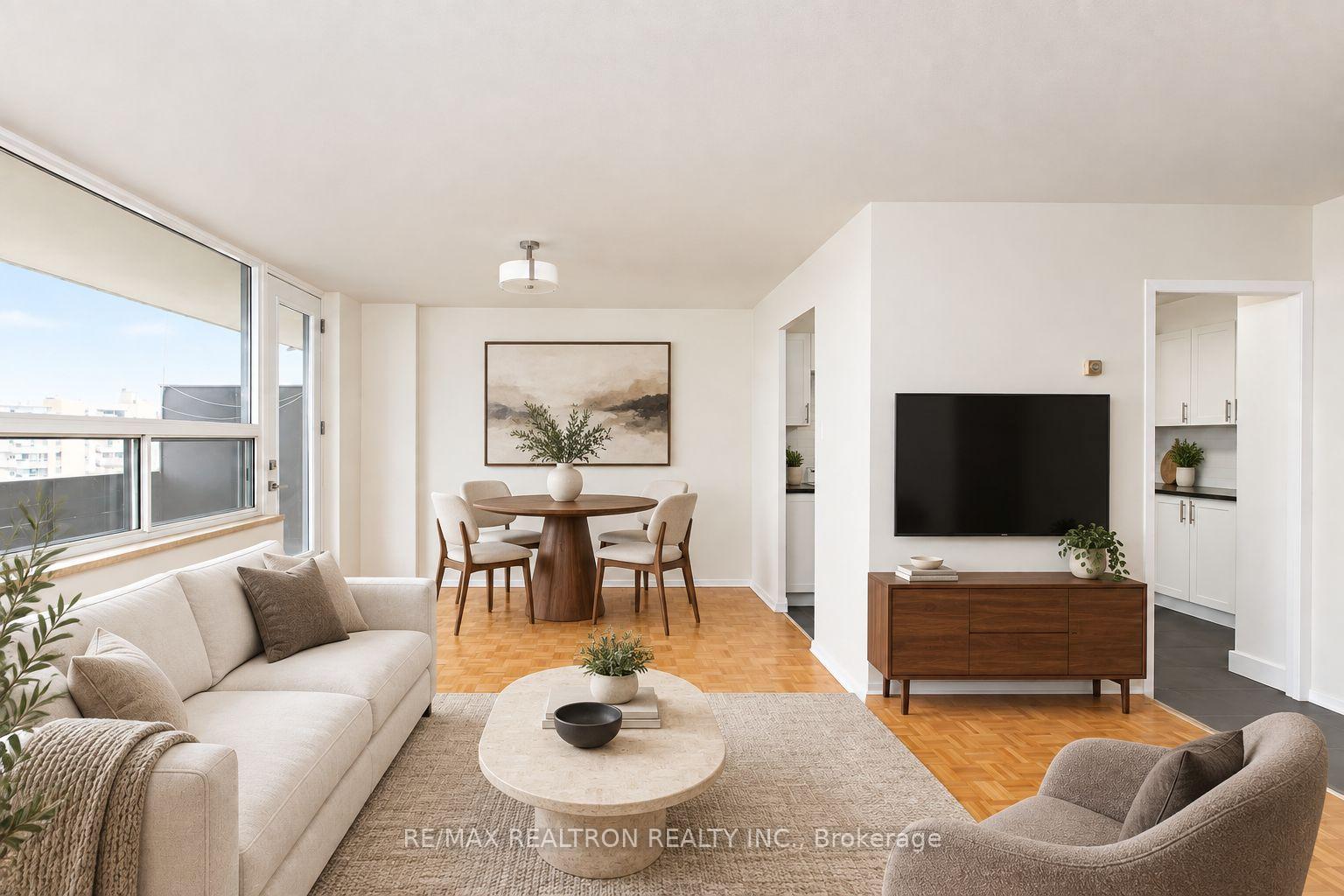 Photo of Unit 1008, 6200 Bathurst Street
