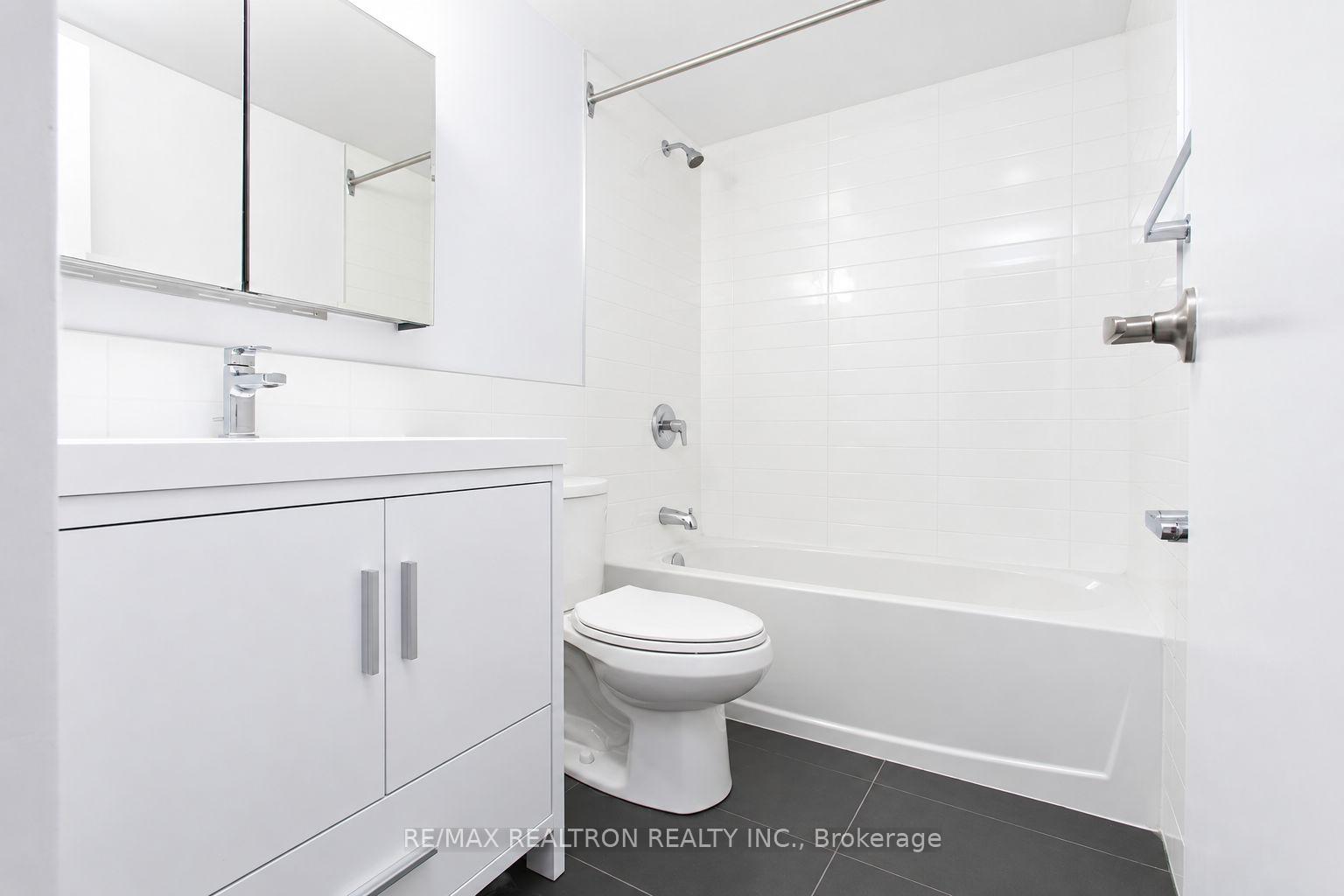 Photo 13 of Unit 1008, 6200 Bathurst Street, North York, Westminster-Branson — HOMEH