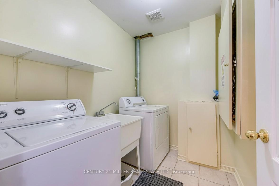 Photo 34 of 3117 Joel Kerbel Place, Mississauga, Applewood — HOMEH