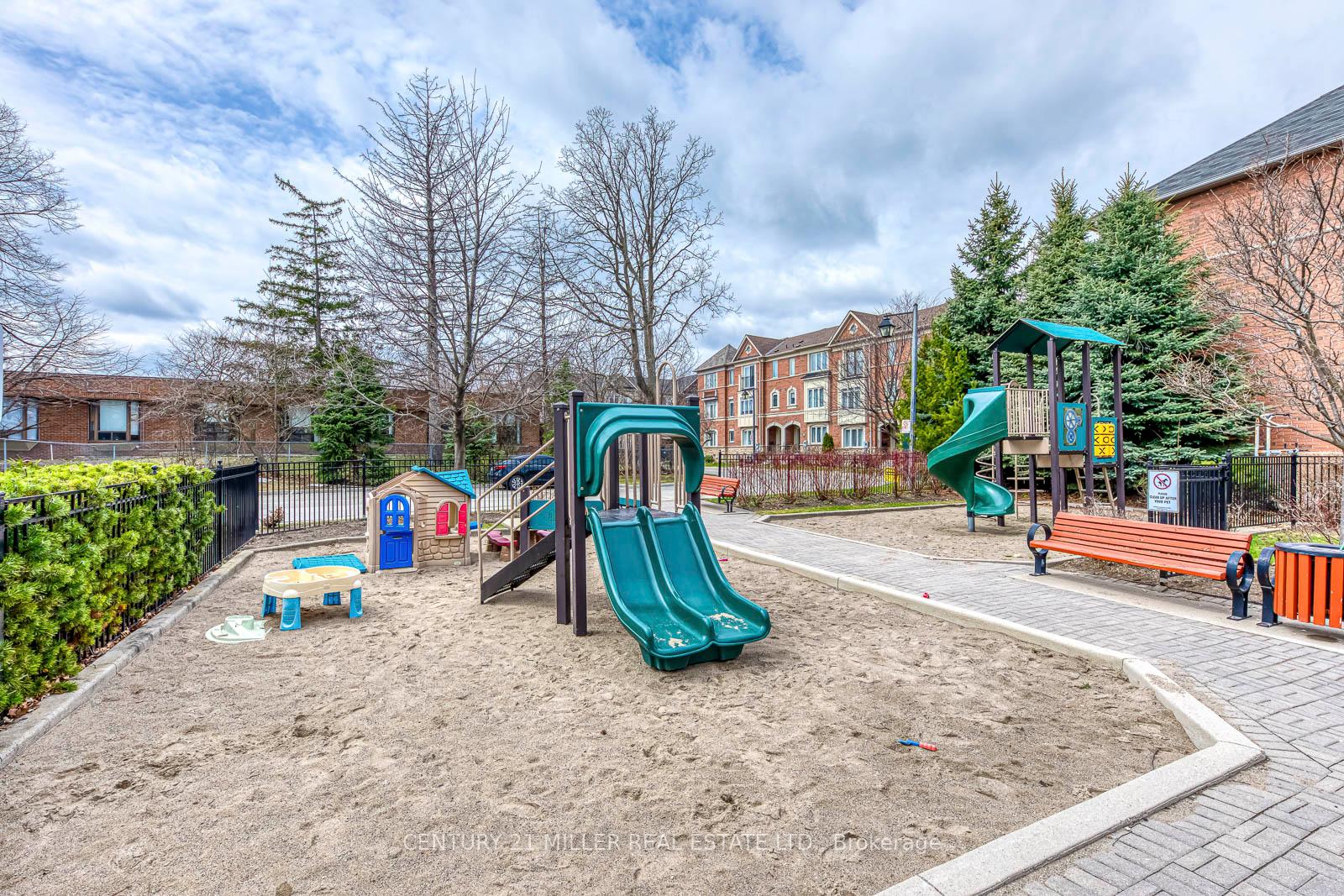 Photo 39 of 3117 Joel Kerbel Place, Mississauga, Applewood — HOMEH