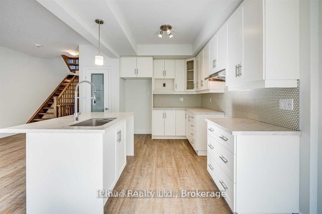 Photo 8 of 13 Southam Lane, Hamilton, Mountview — HOMEH