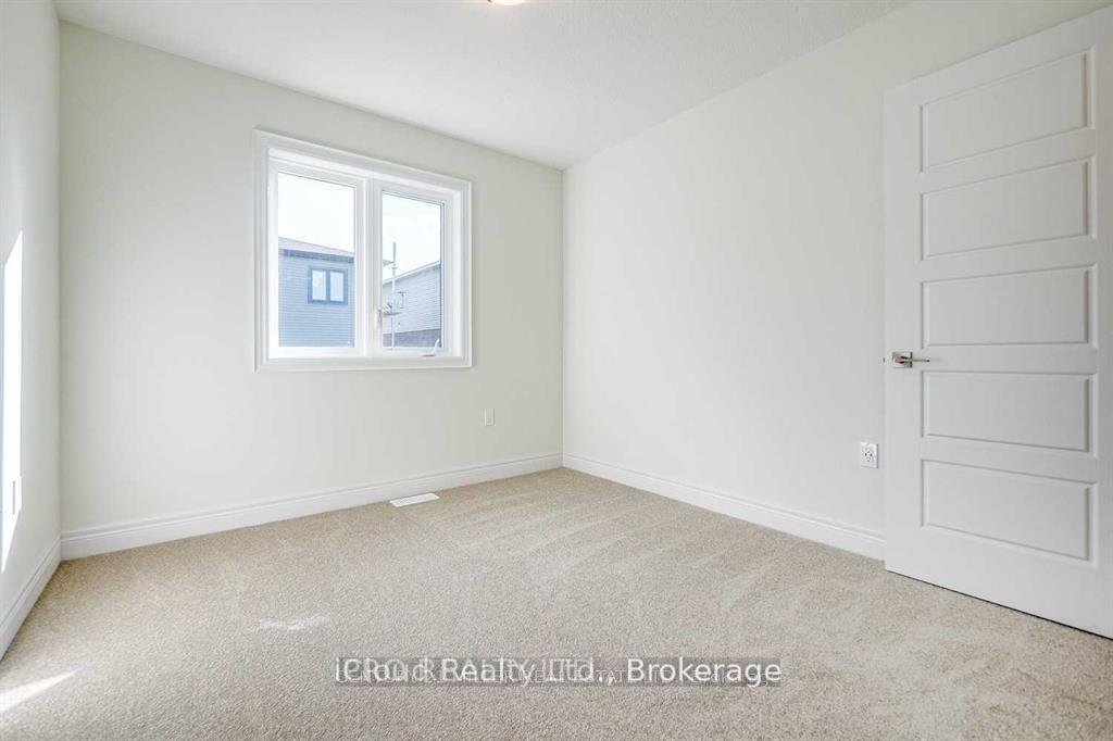 Photo 16 of 13 Southam Lane, Hamilton, Mountview — HOMEH