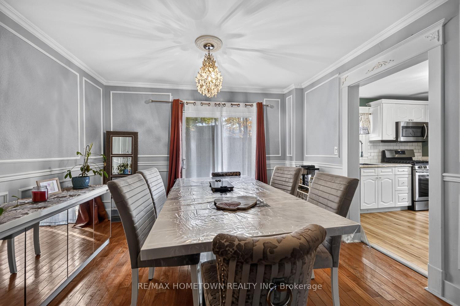 Photo 12 of 27 Byng Avenue, Brockville, Brockville — HOMEH