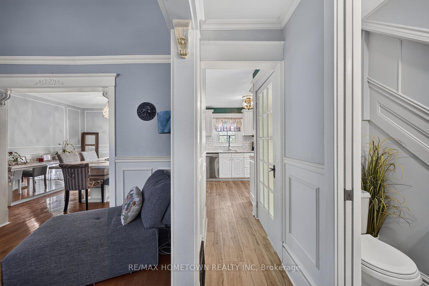 Photo 13 of 27 Byng Avenue, Brockville, Brockville — HOMEH