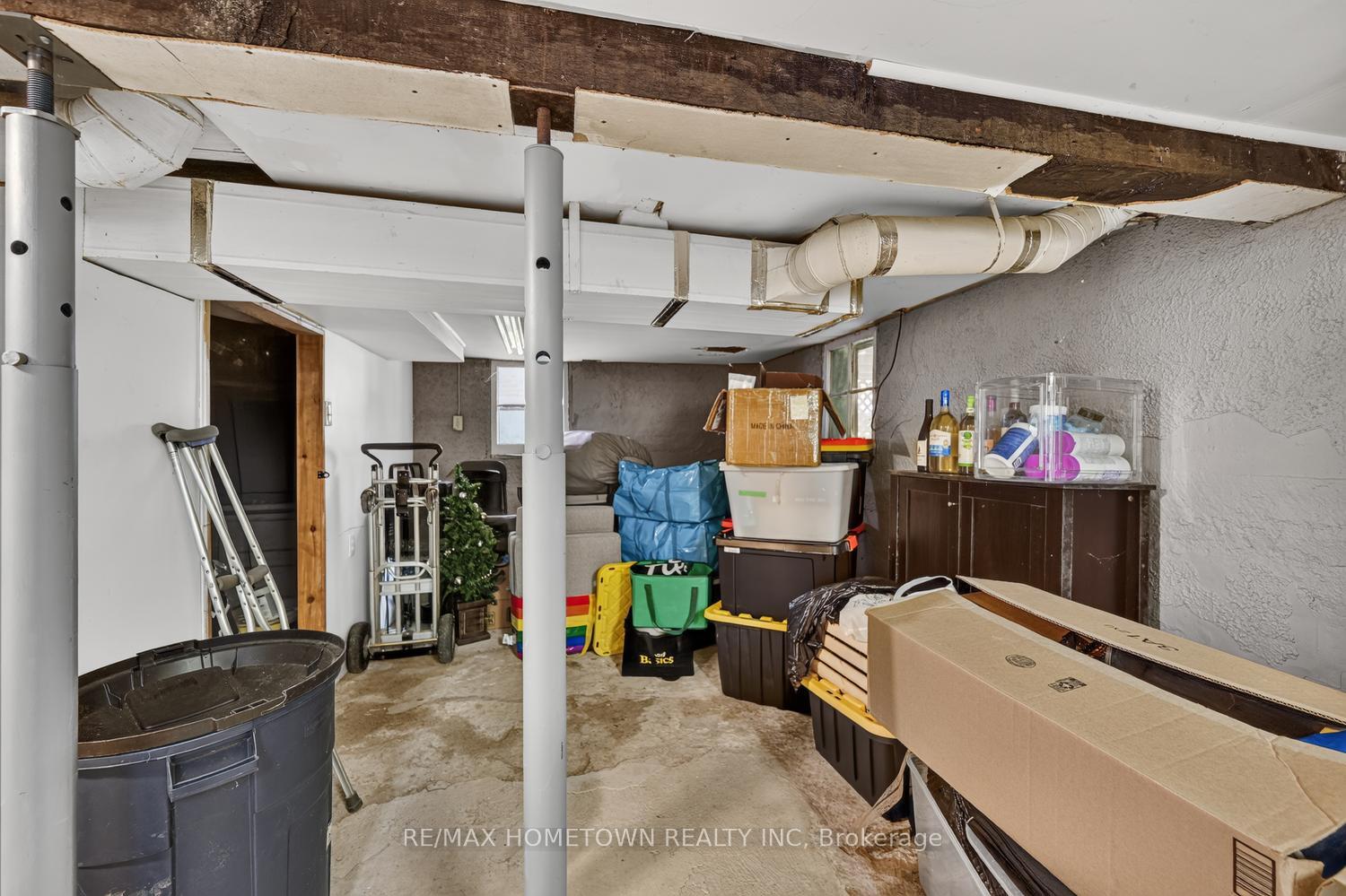 Photo 37 of 27 Byng Avenue, Brockville, Brockville — HOMEH