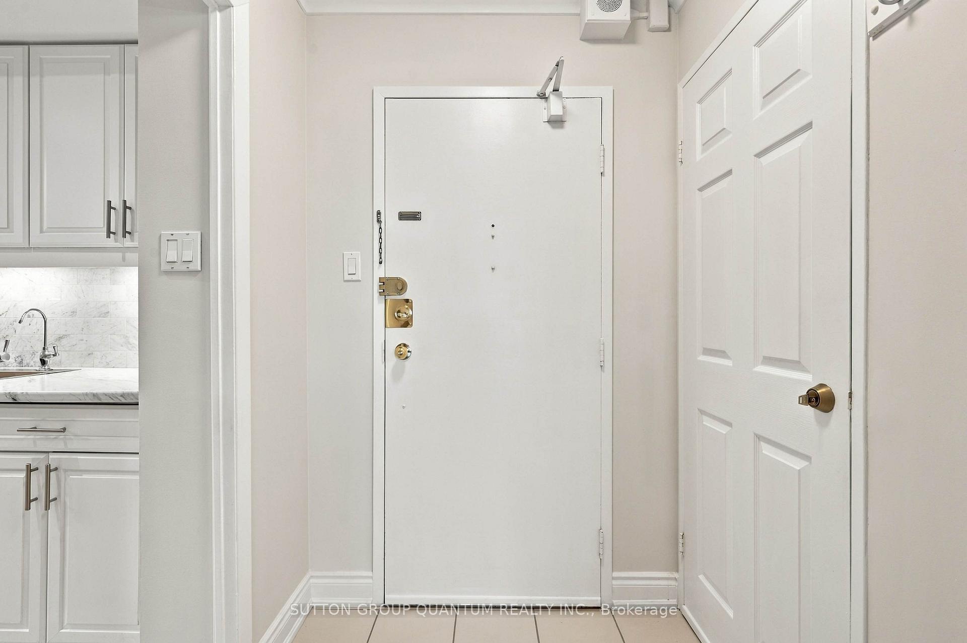 Photo 5 of Unit Ph04, 3100 Kirwin Avenue, Mississauga, Cooksville — HOMEH