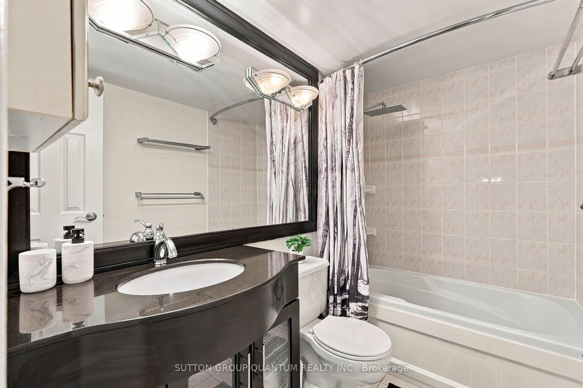 Photo 25 of Unit Ph04, 3100 Kirwin Avenue, Mississauga, Cooksville — HOMEH